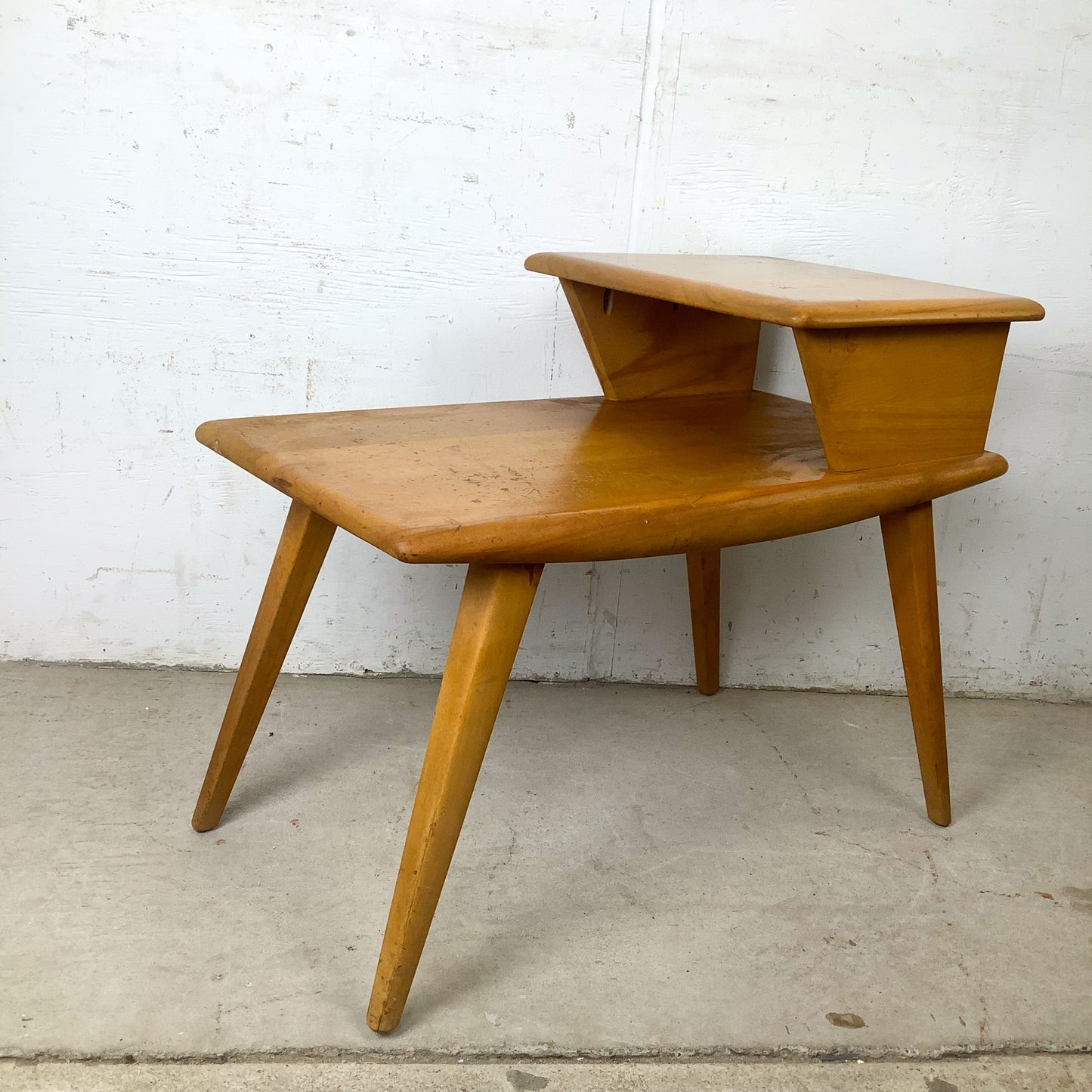 Vintage Heywood-Wakefield Birch Magazine Table | Mid-Century Wheat Finish End Table
