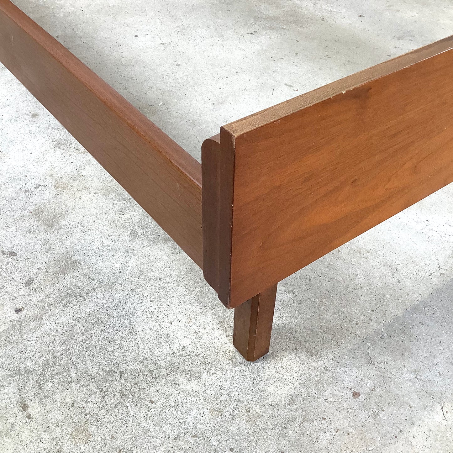 Mid-Century Walnut Twin Bed Frame – Vintage Modern Design