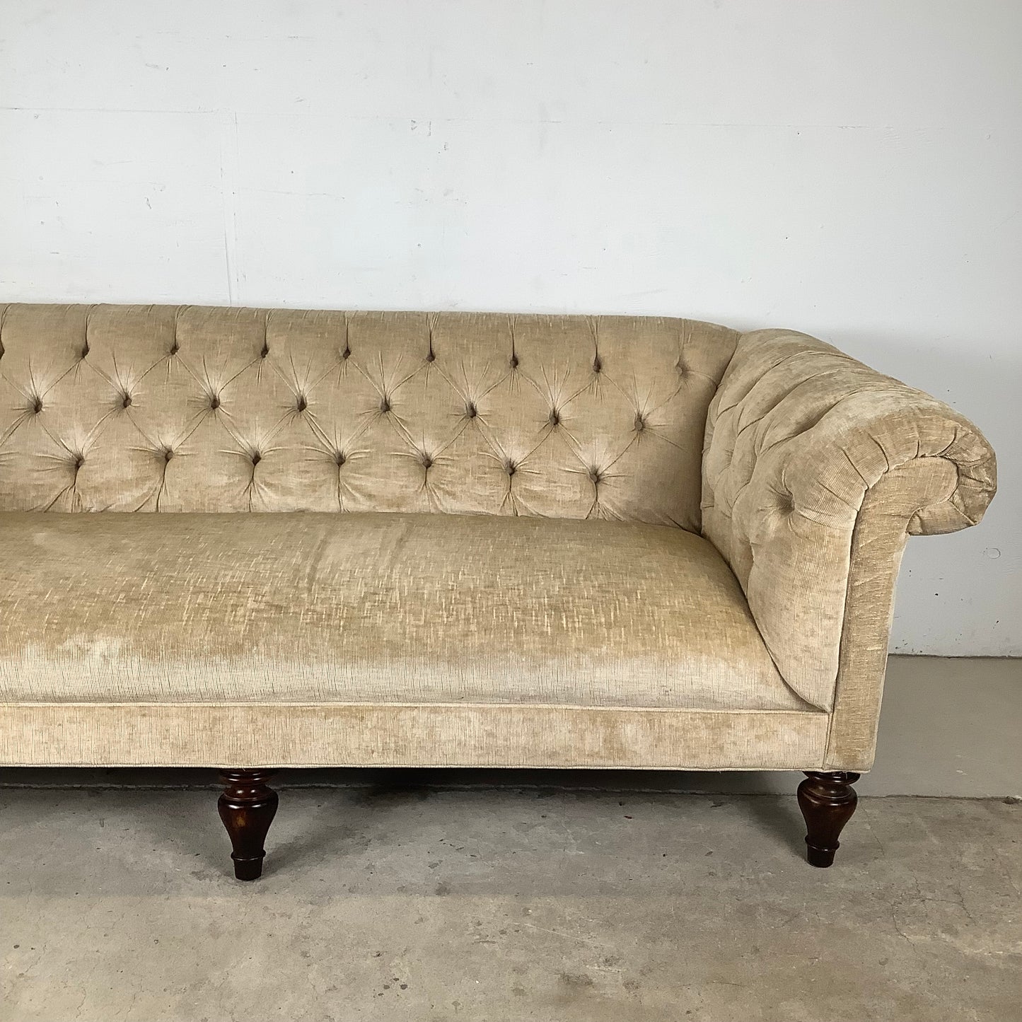 Contemporary Modern Chesterfield Sofa