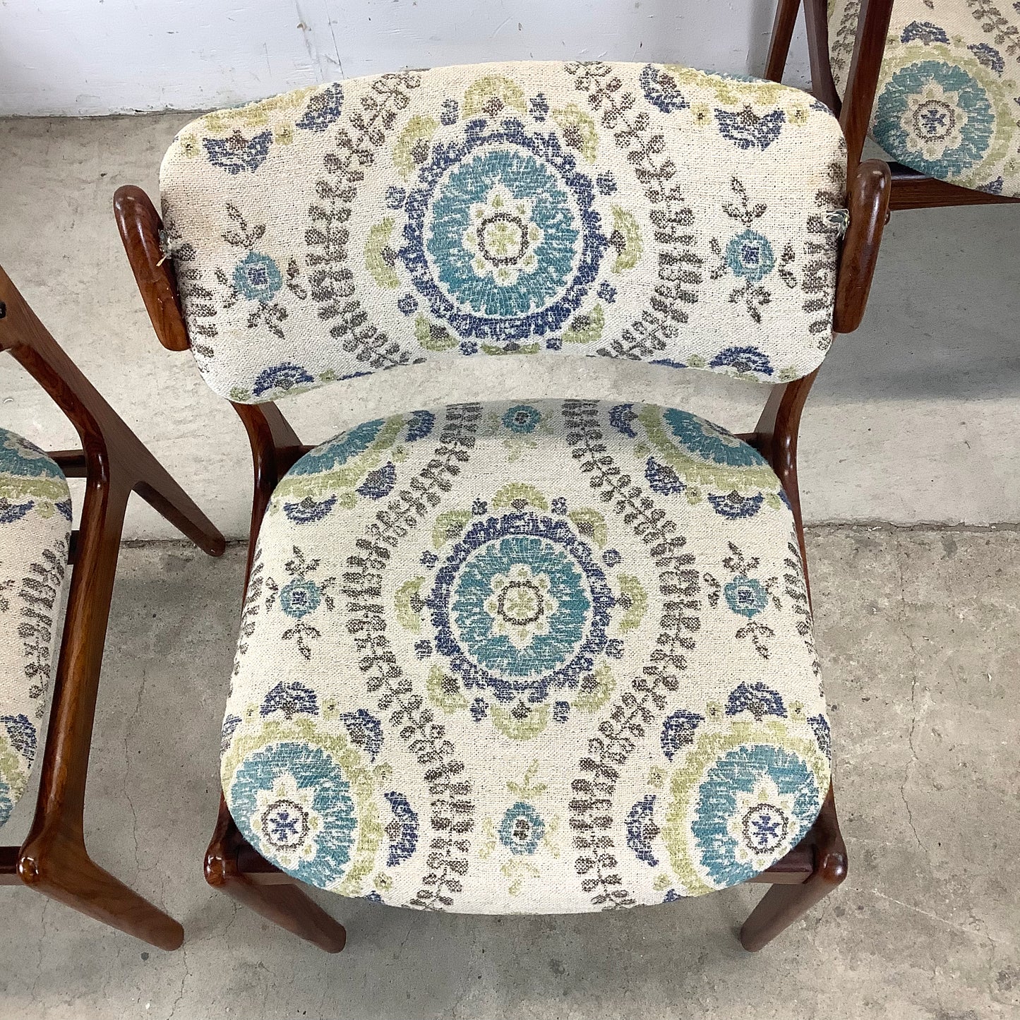 Scandinavian Modern Rosewood Dining Chairs- Set of 4