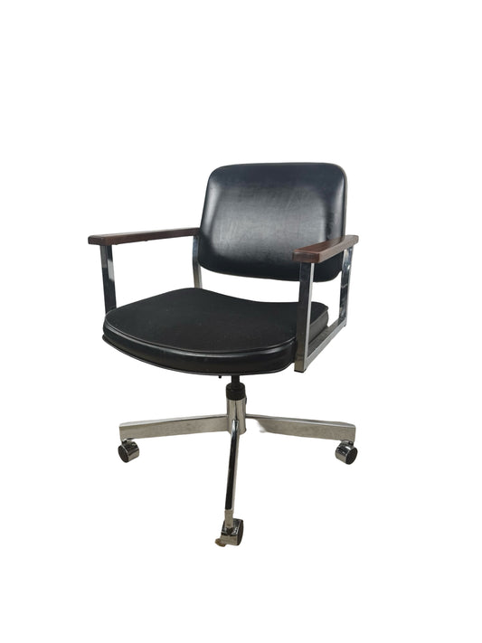 Vintage United Chair Co. Mid-Century Chrome Swivel Office Chair