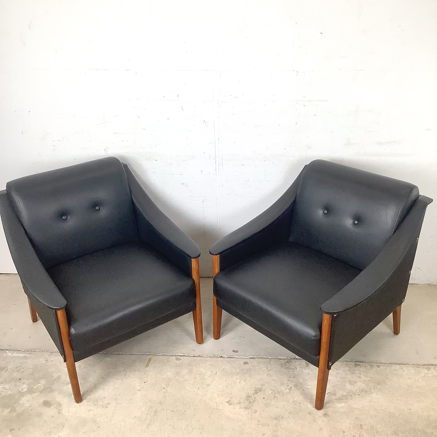 Pair Modern Gio Ponti Style Armchairs
