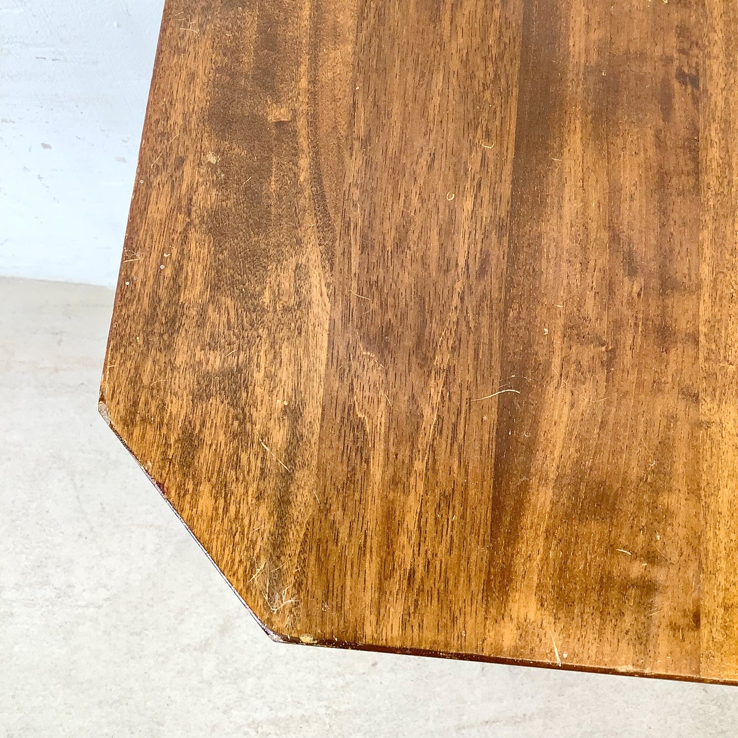 Boho Pedestal Table with Open Metal Structure