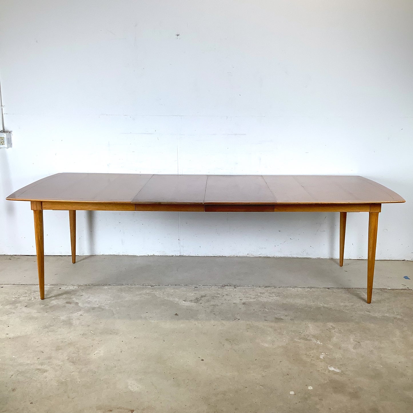 Vintage Tomlinson “Sophisticate” Extension Dining Table