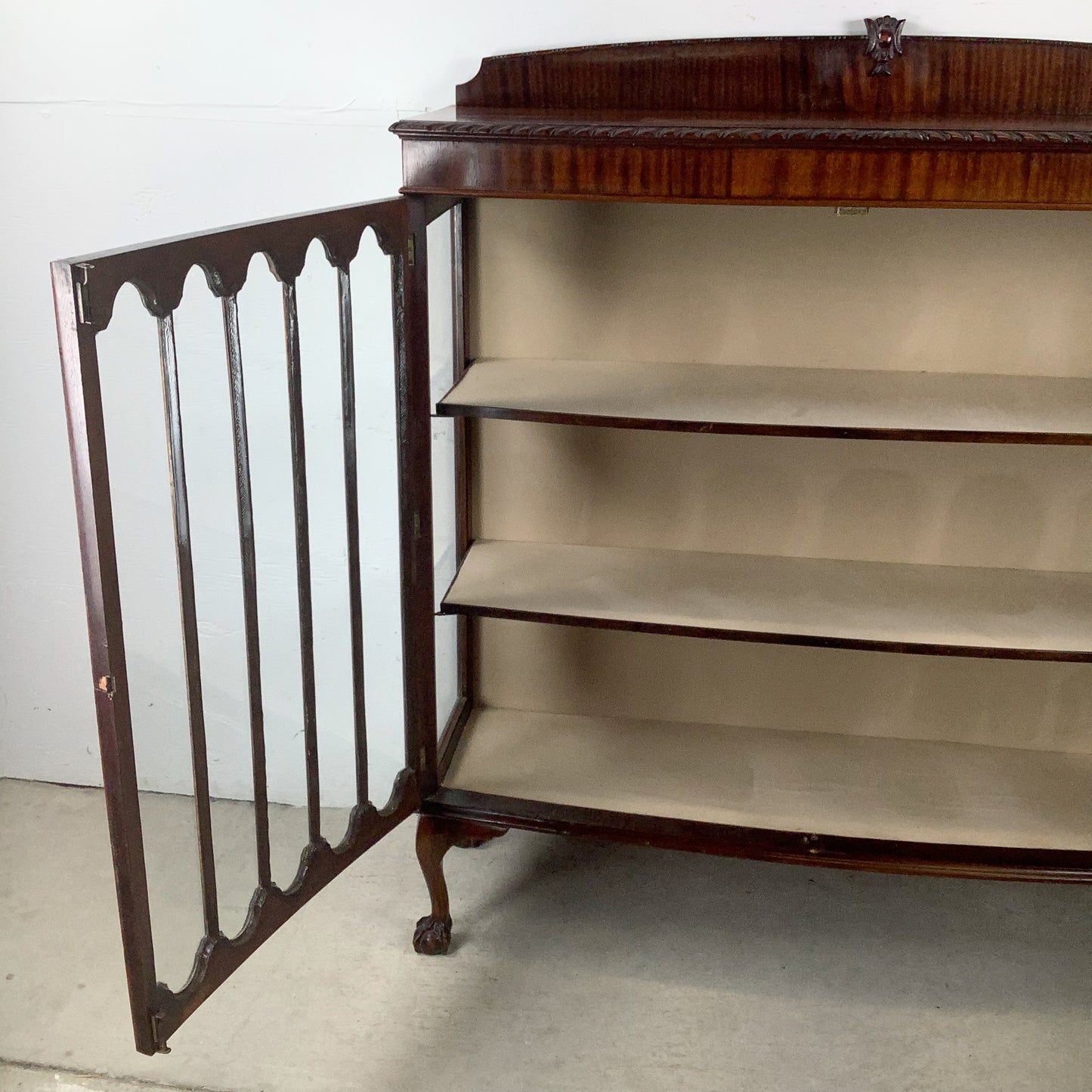 Early 20th Century Mahogany Chippendale Revival Display Cabinet