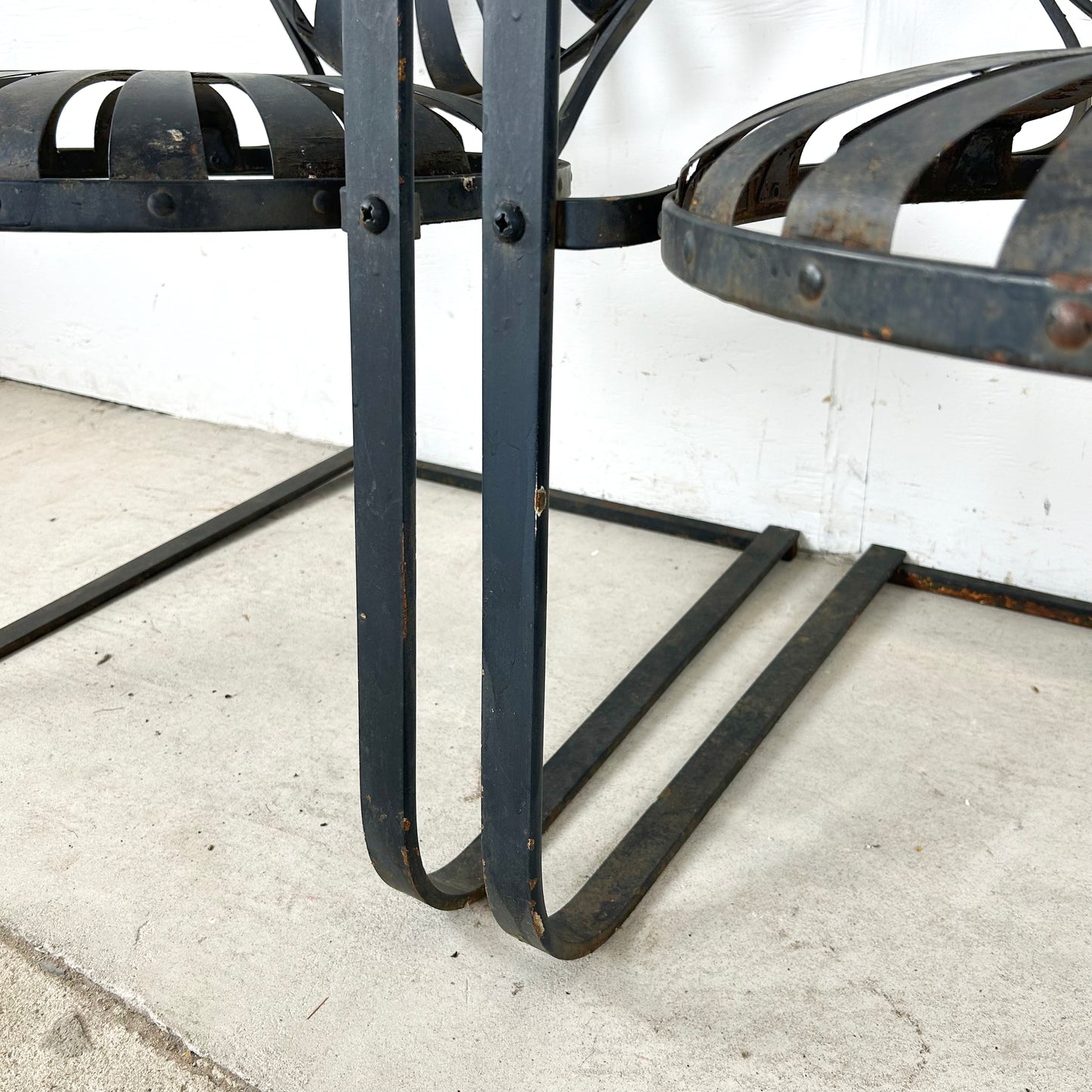 Pair of Vintage Black Cantilever Patio Chairs – French Modern Style Attributed to François Carré