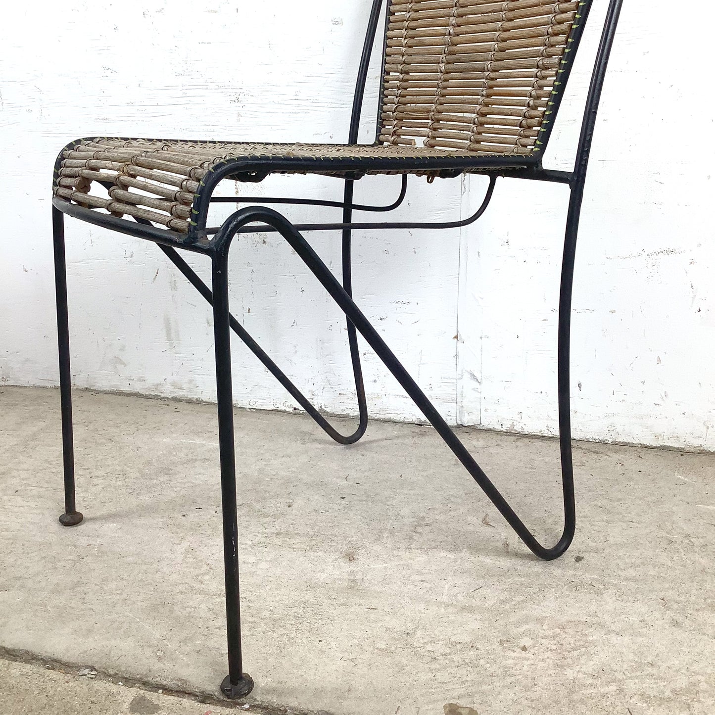 Vintage Wrought Iron & Woven Reed Dining Chair in the Style of Brown Jordan