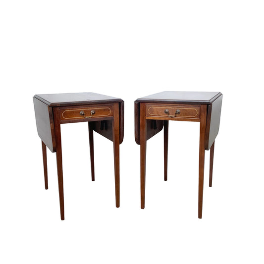 Pair of Federal Style Drop-Leaf Pembroke Side Tables