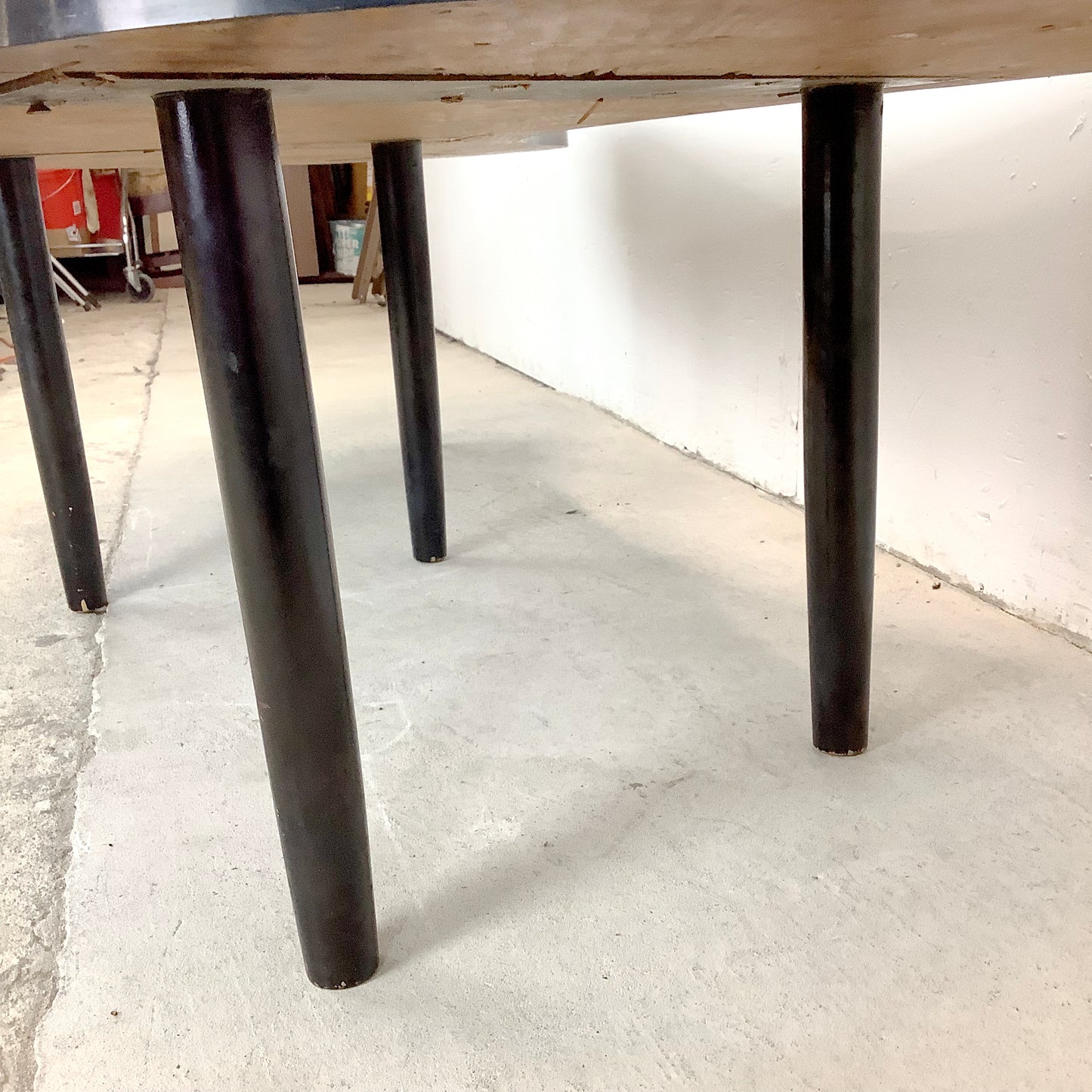 Atomic Modern Sculptural Coffee Table with Kidney-Shaped Form