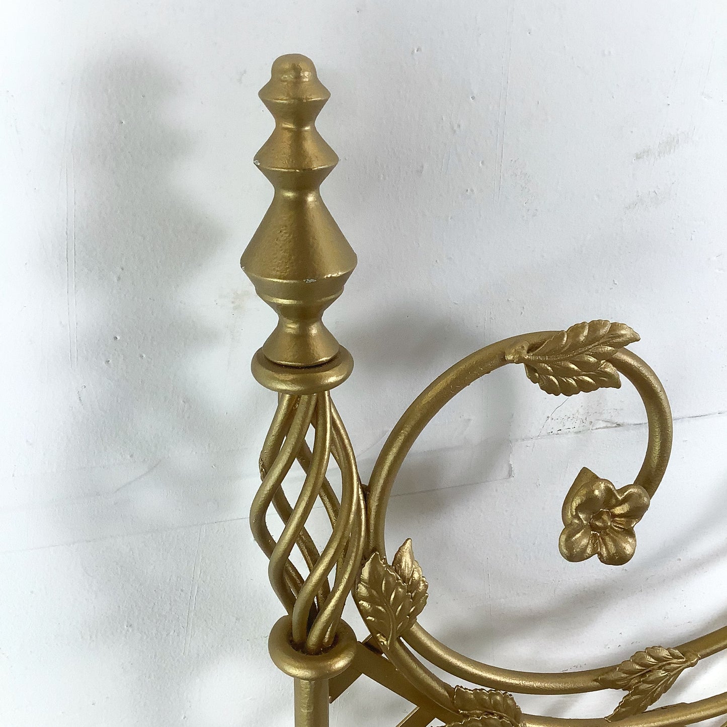 Vintage Hollywood Regency Gilt Metal Trellis Headboard