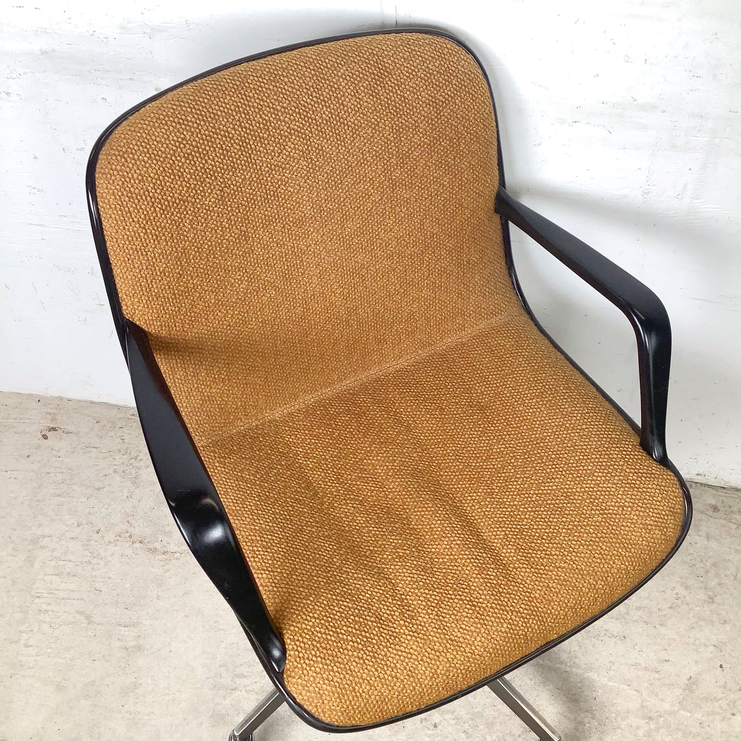 Vintage Steelcase 454 Series Task Chair — 1970s, Original Caramel Boucle, USA