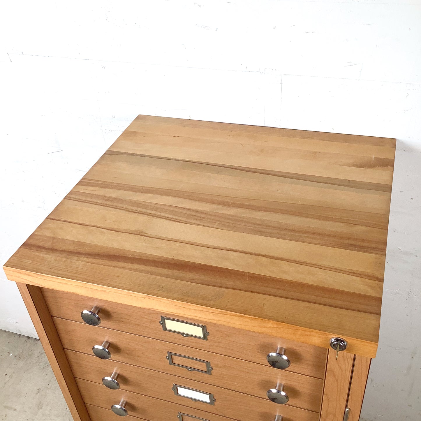 Ten-Drawer Museum Specimen Cabinet | Butcher Block Top | Felt-Lined Drawers