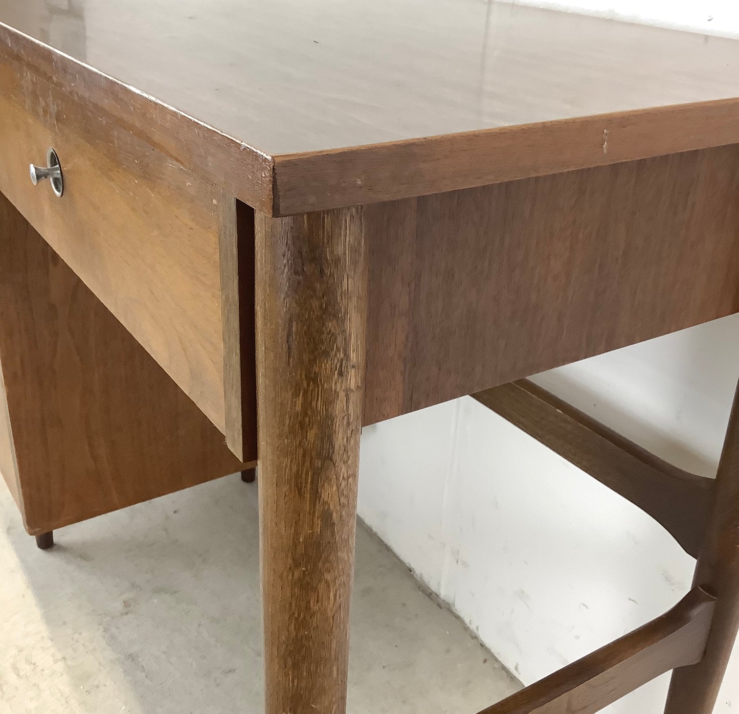 Mid-Century Modern Writing Desk by Bassett Furniture