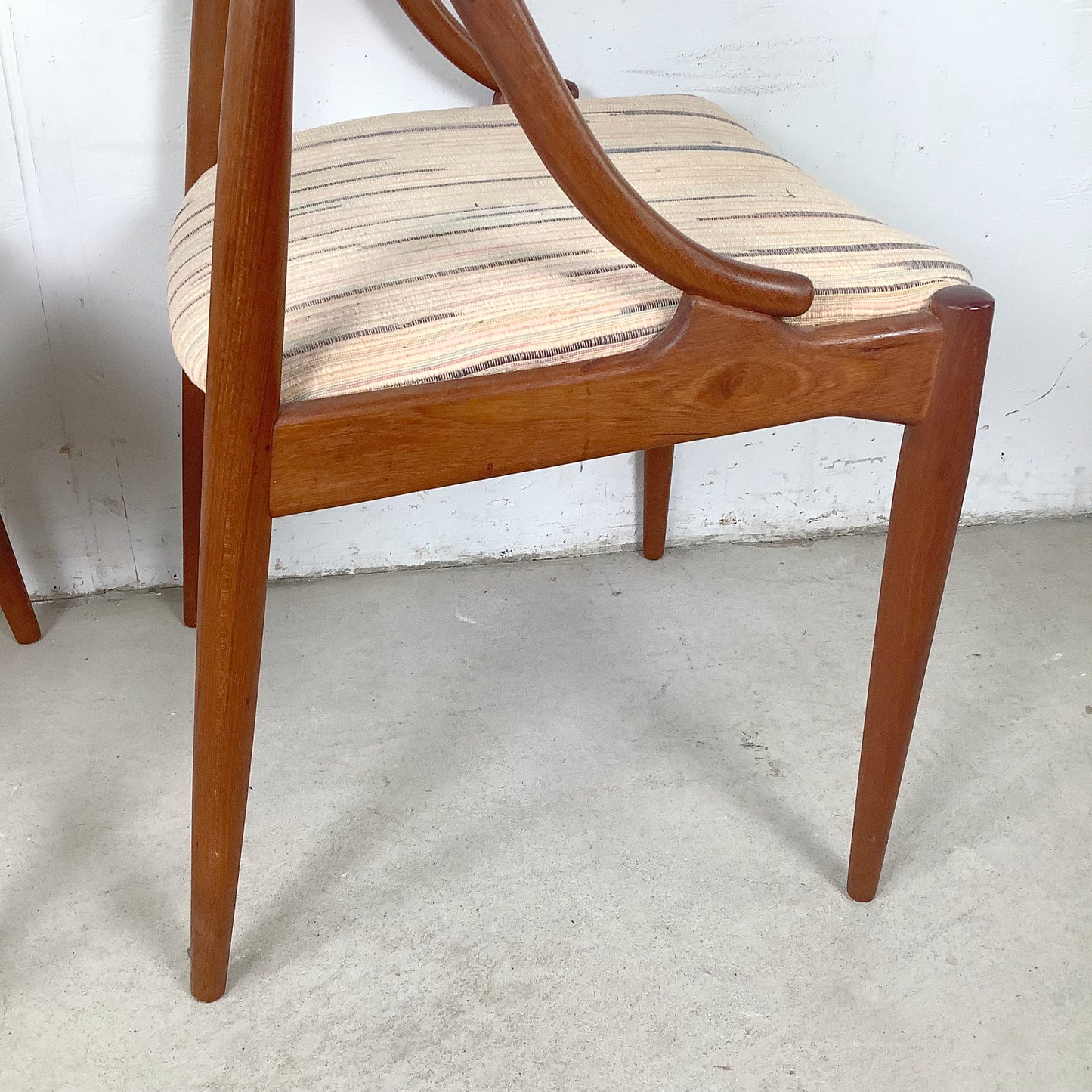Johannes Andersen Model #16 dining chairs for Uldum Møbelfabrik - set Six