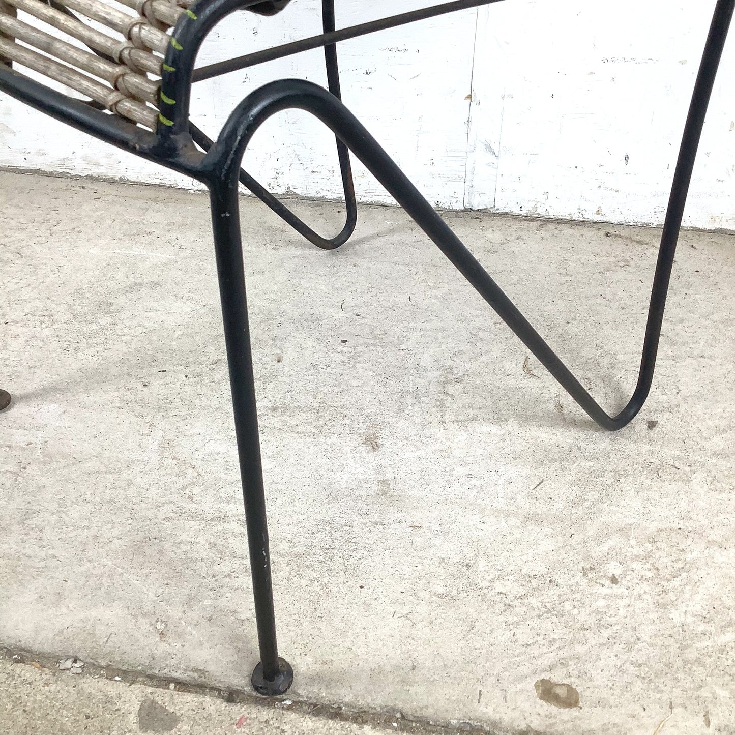 Vintage Wrought Iron & Woven Reed Dining Chair in the Style of Brown Jordan