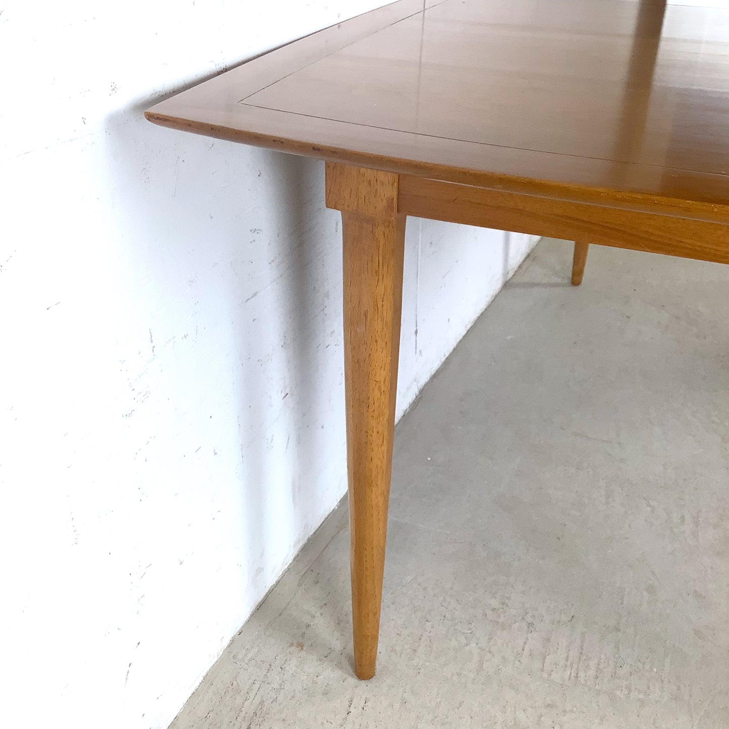 Vintage Tomlinson “Sophisticate” Extension Dining Table