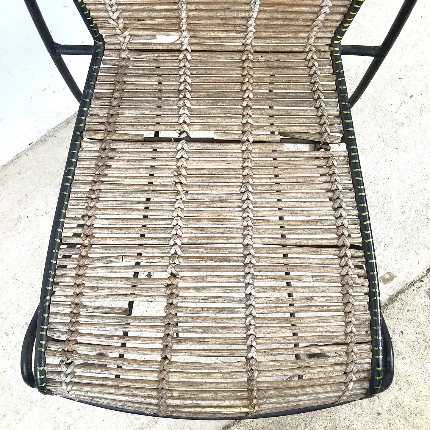 Vintage Wrought Iron & Woven Reed Dining Chair in the Style of Brown Jordan