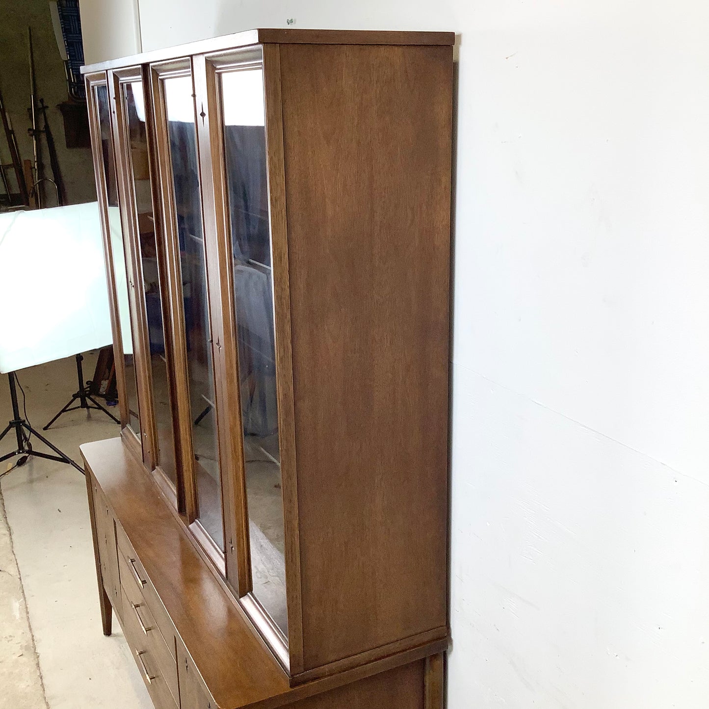 Mid-Century Broyhill Sideboard With Display Topper