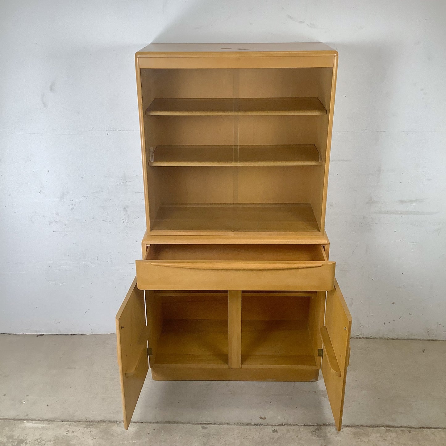 Heywood-Wakefield Wheat Display Hutch
