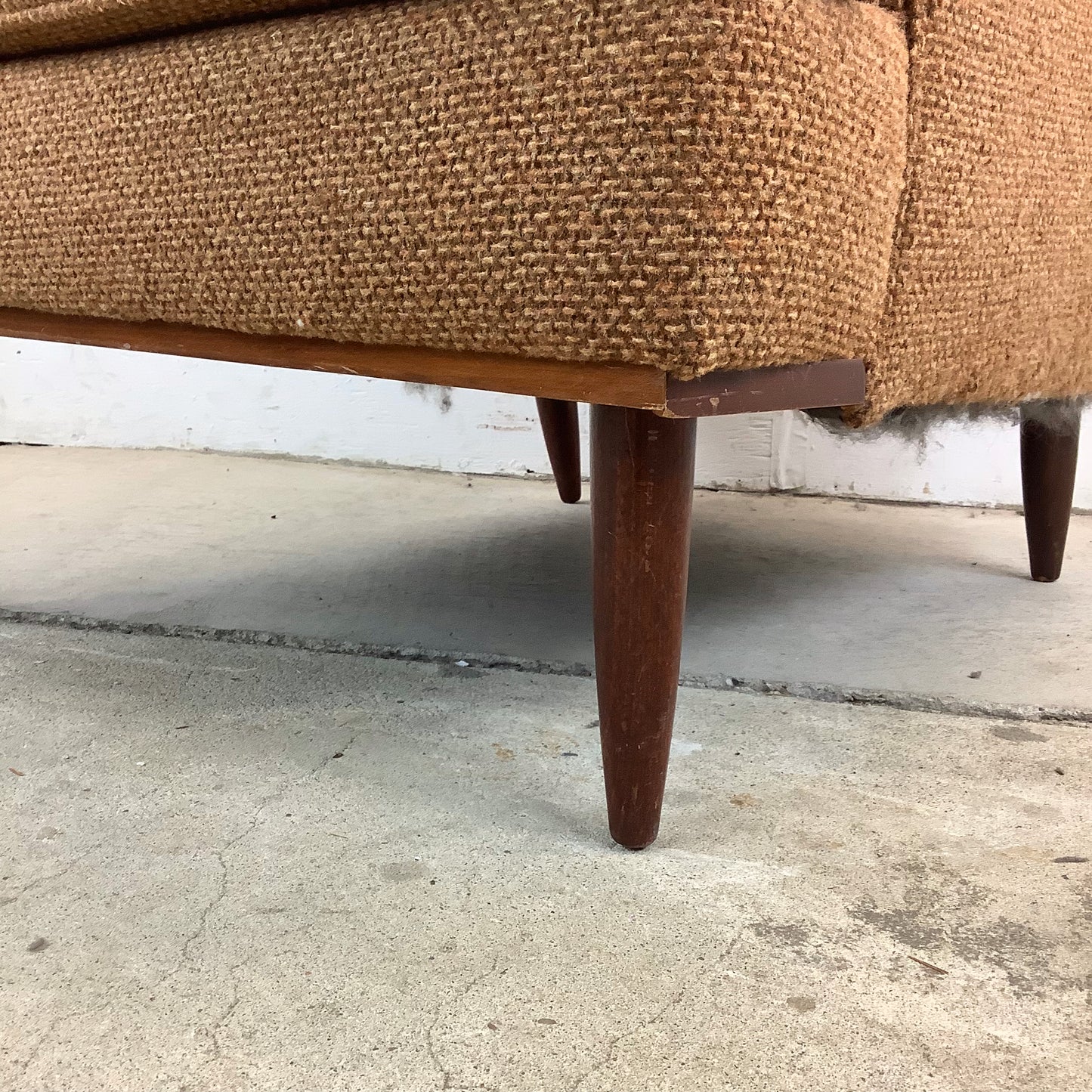 Mid-Century Upholstered Lounge Chair