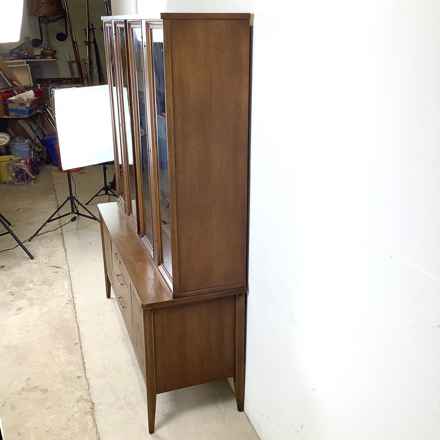 Mid-Century Broyhill Sideboard With Display Topper