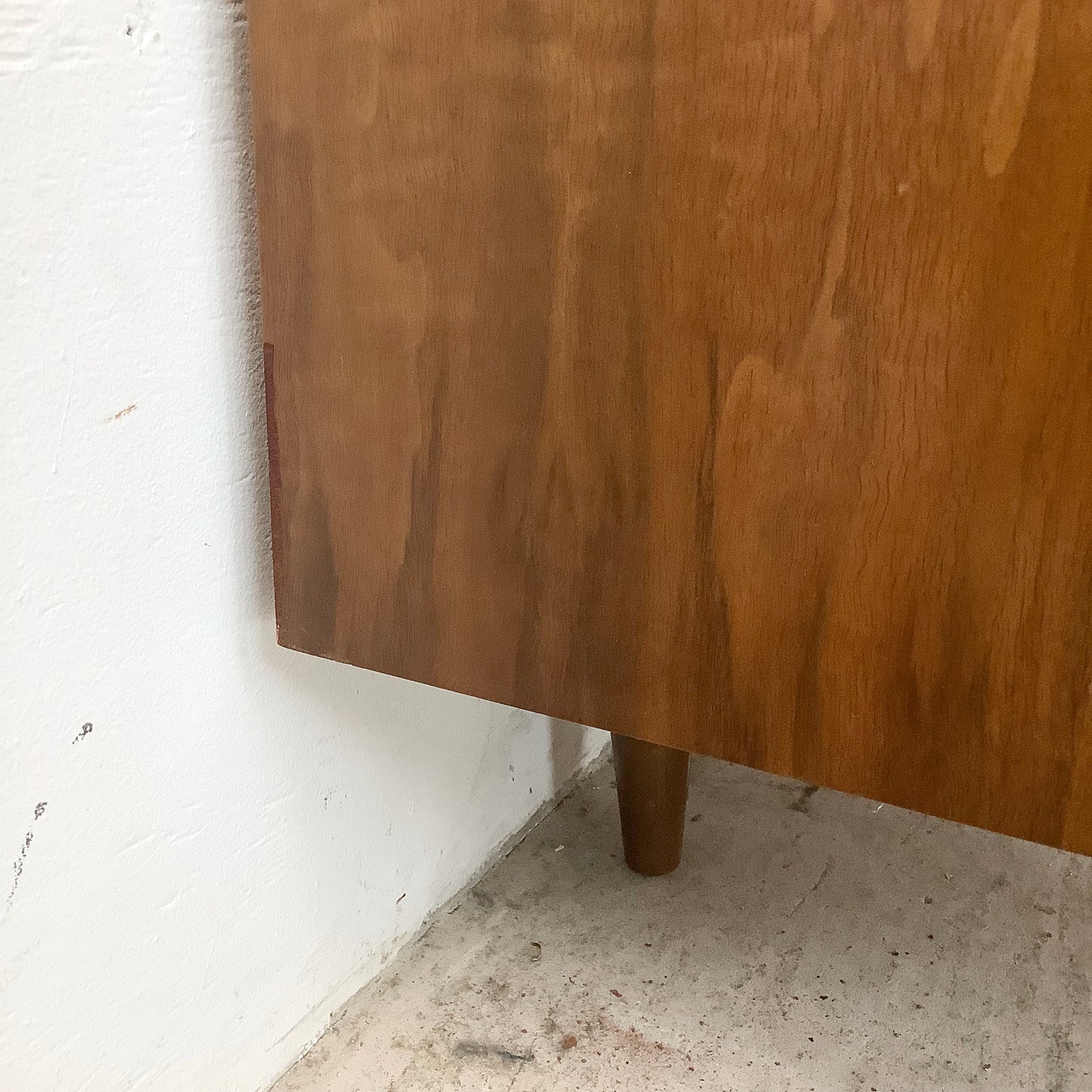 Mid-Century Modern Walnut Sideboard or Buffet