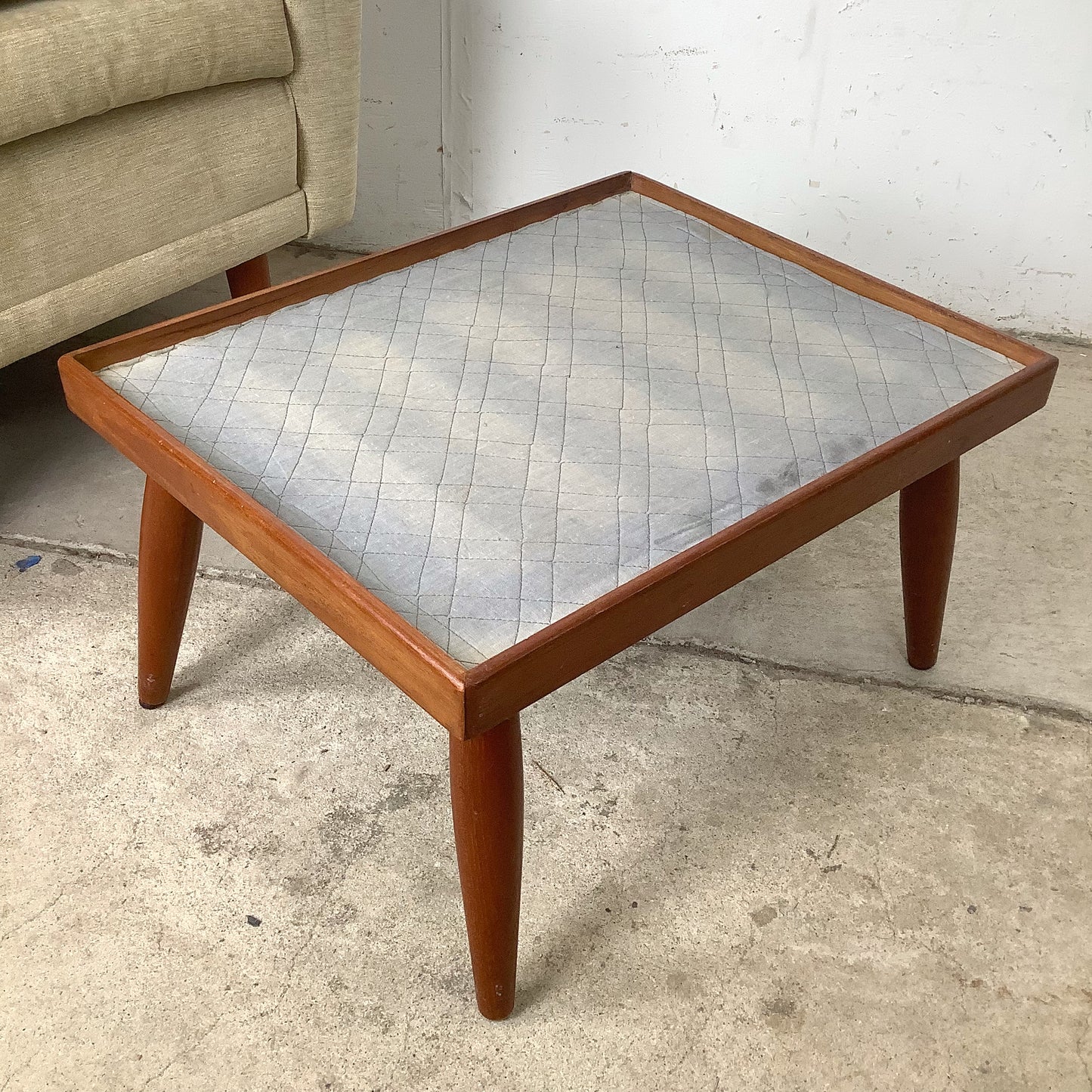 Scandinavian Modern Lounge Chair and Ottoman | Faceted Back