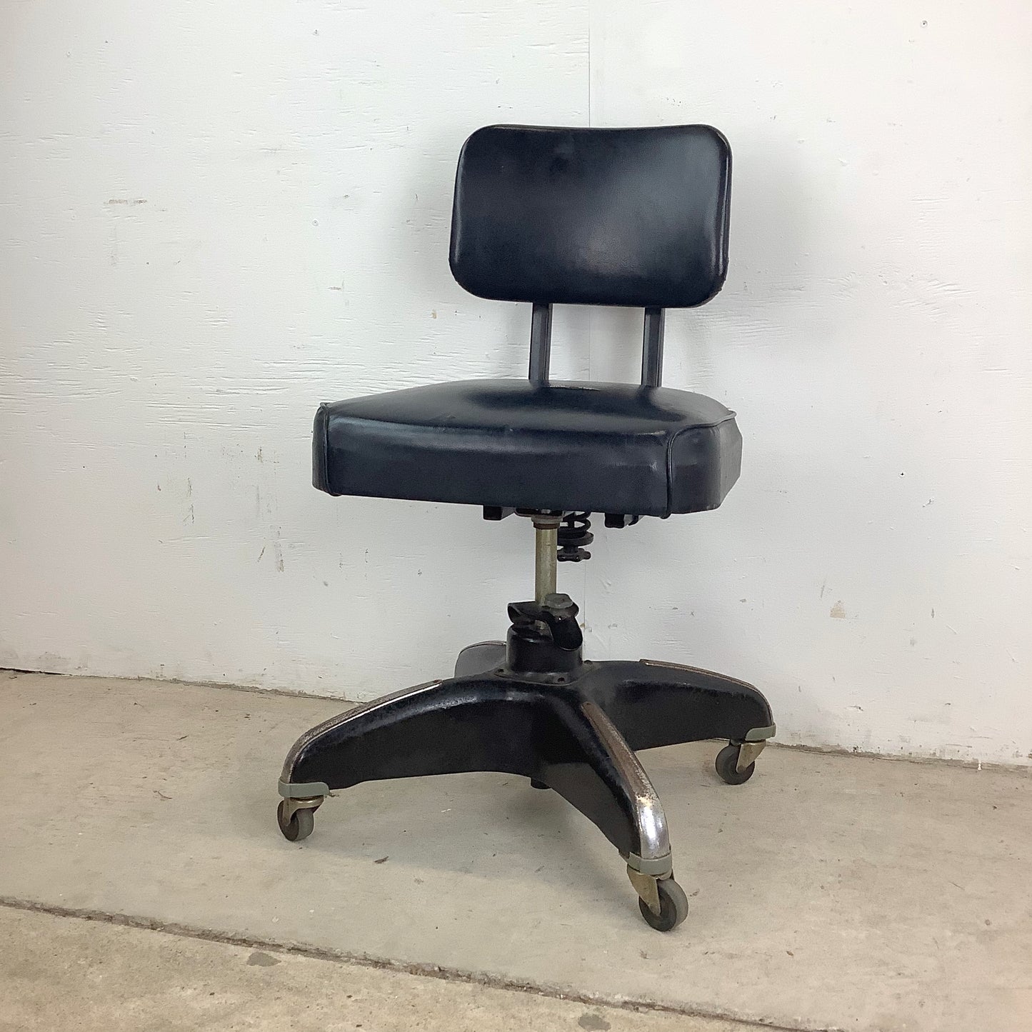 Vintage Industrial Tanker Chair With Four-Prong Wheeled Base