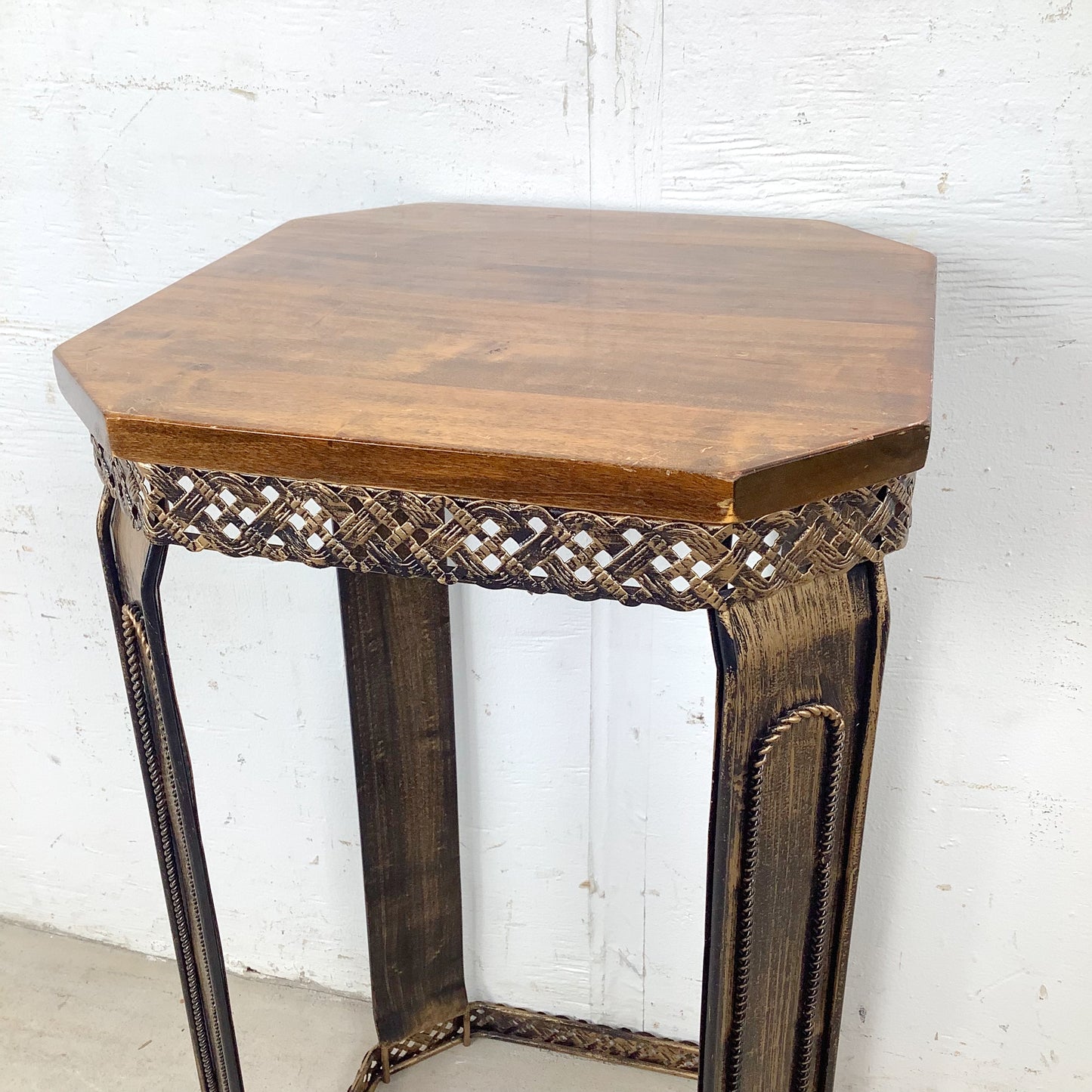 Boho Pedestal Table with Open Metal Structure