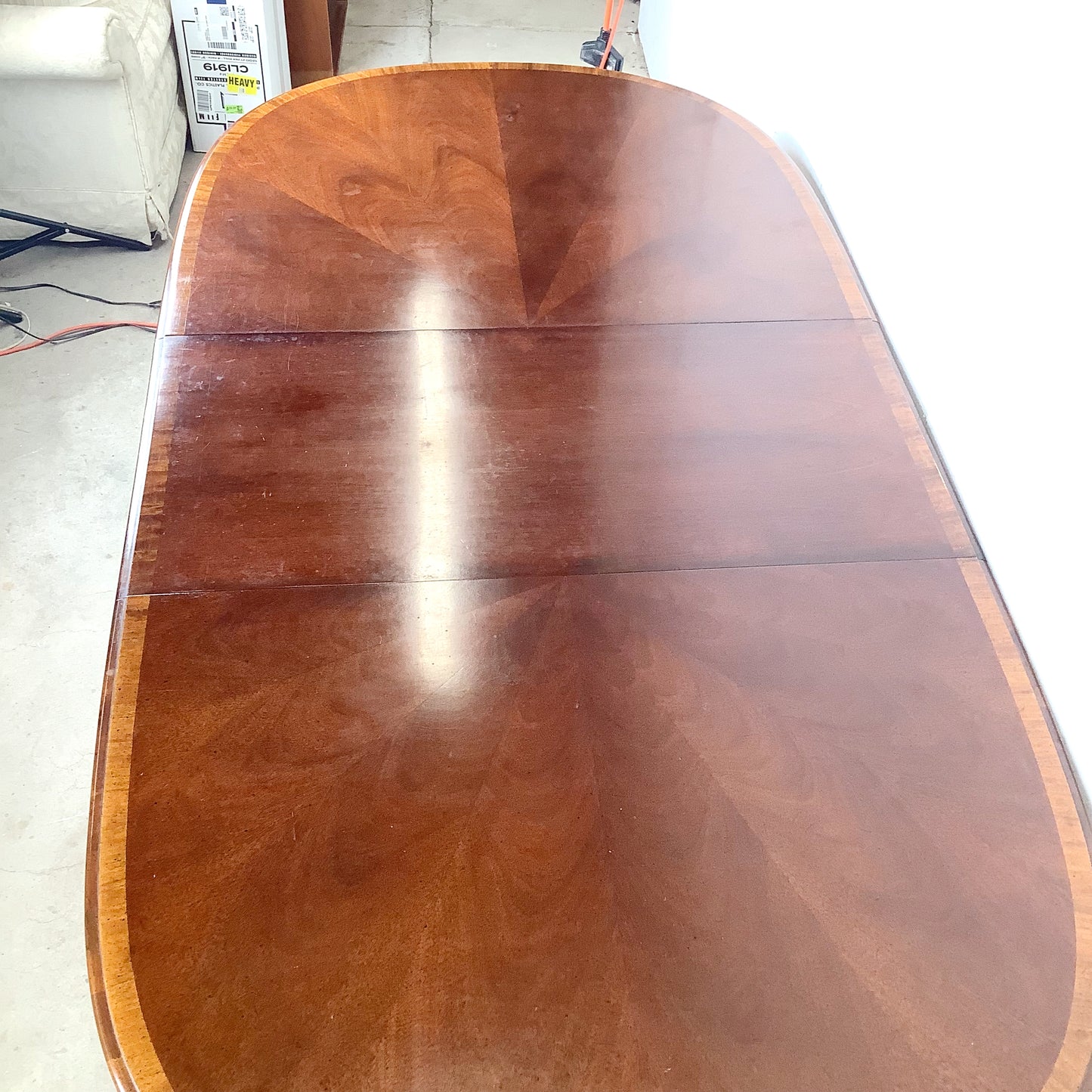 “James River Collection” Queen Anne Mahogany Oval Extension Dining Table