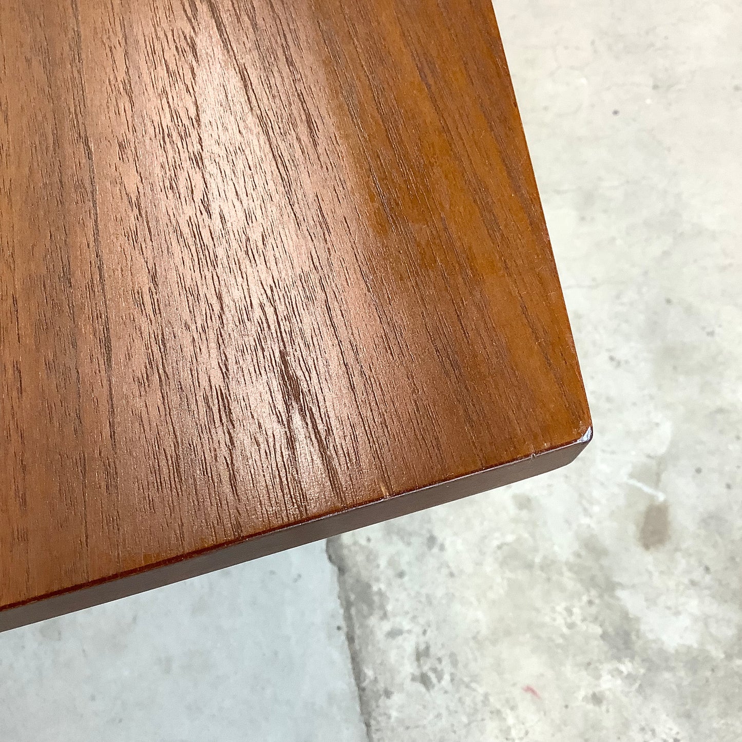 Petite Mid-Century Dining Table With leaves