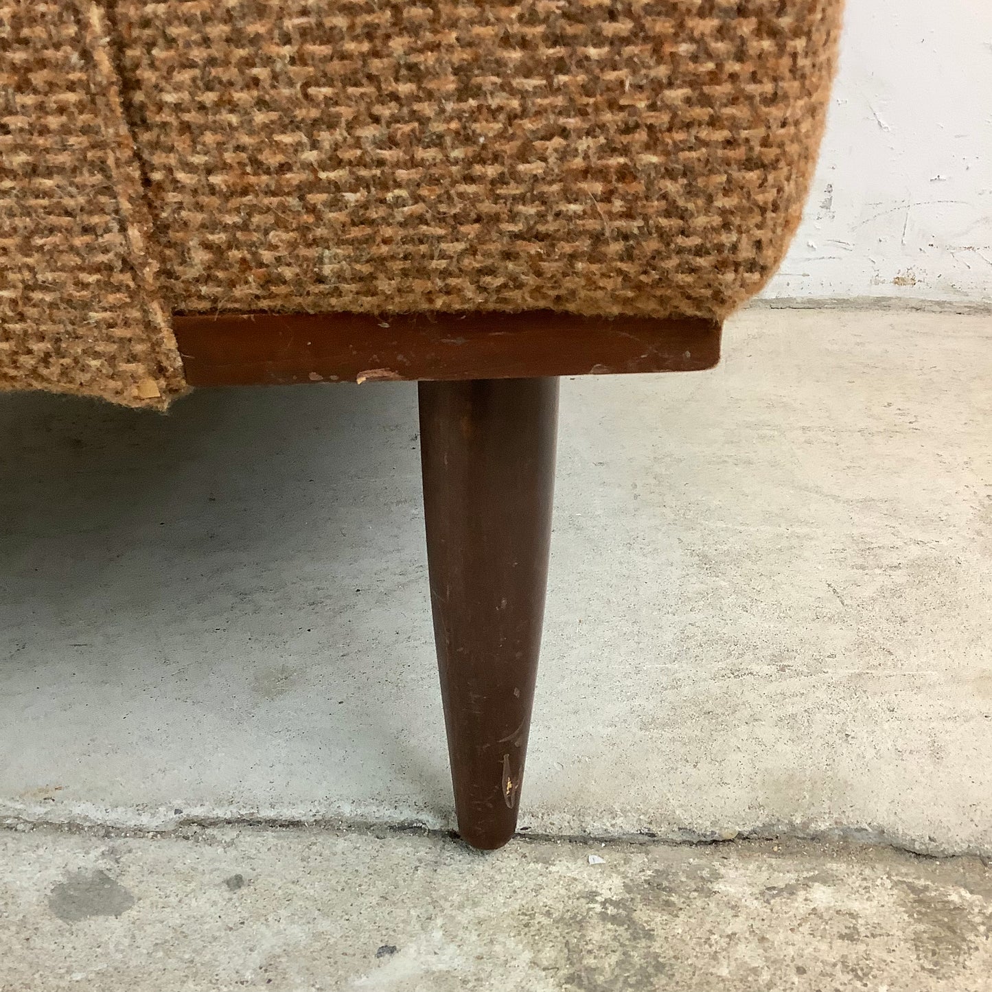Mid-Century Upholstered Lounge Chair