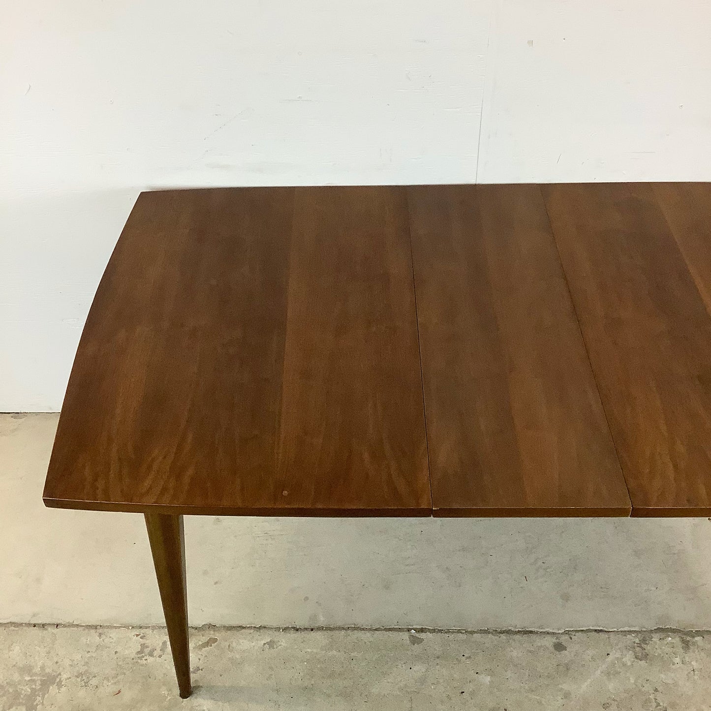 Mid-Century Broyhill Saga Dining Table w/Leaf