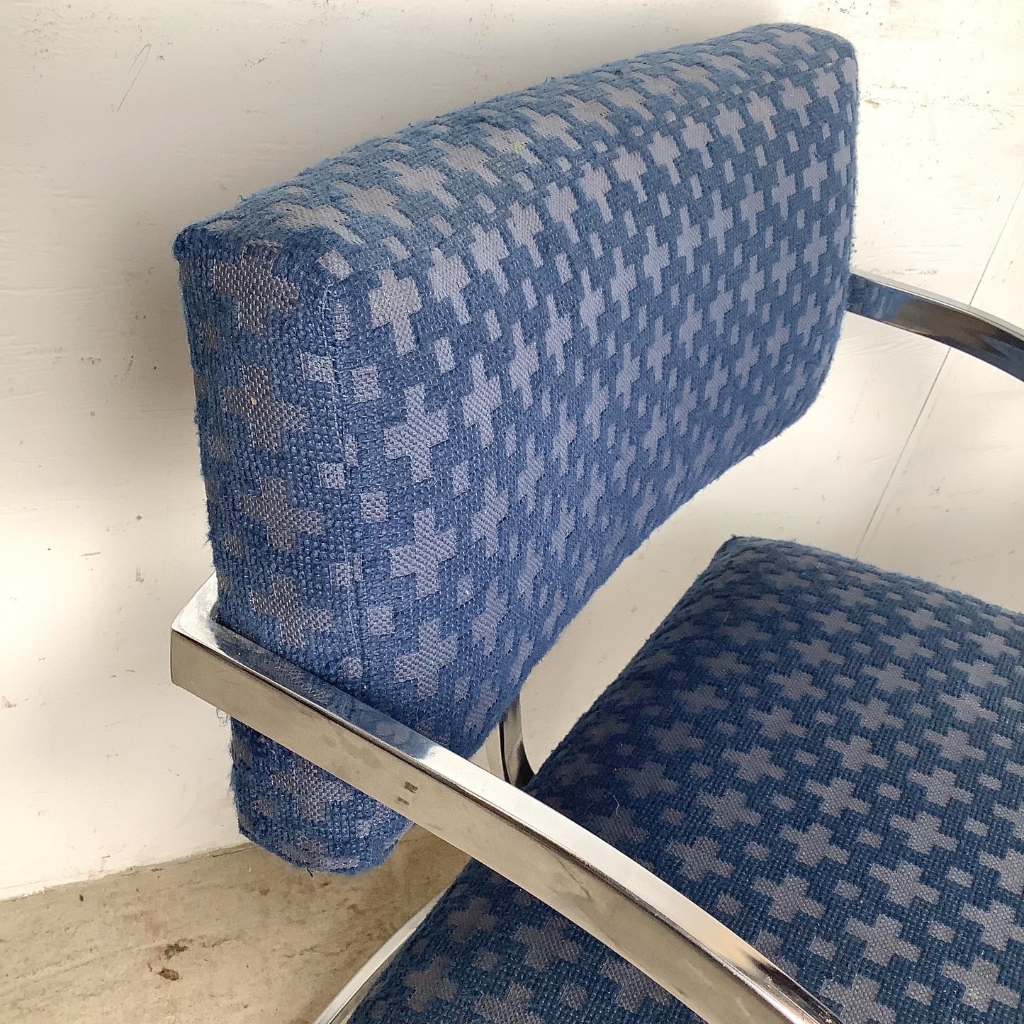 Brno Flat Bar Chrome Cantilever Armchairs | Pair | 1970s–80s