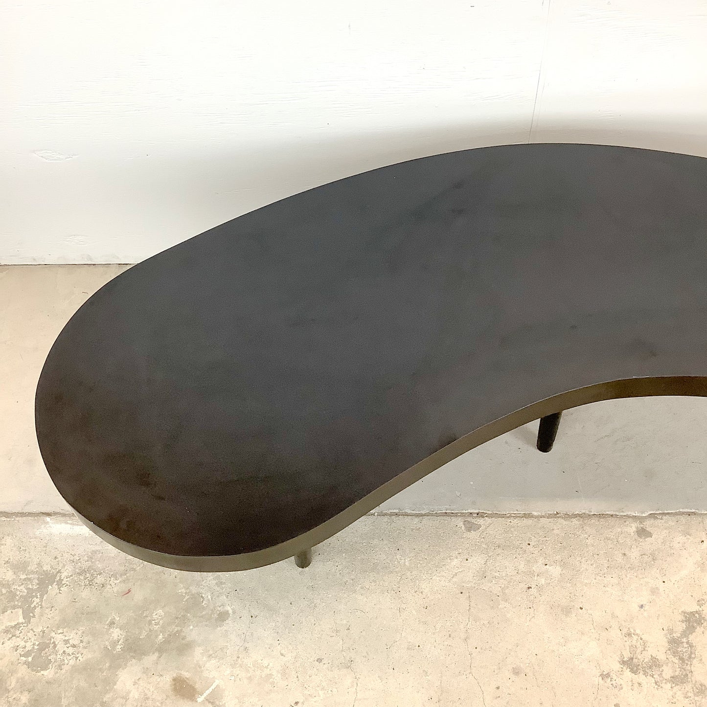 Atomic Modern Sculptural Coffee Table with Kidney-Shaped Form
