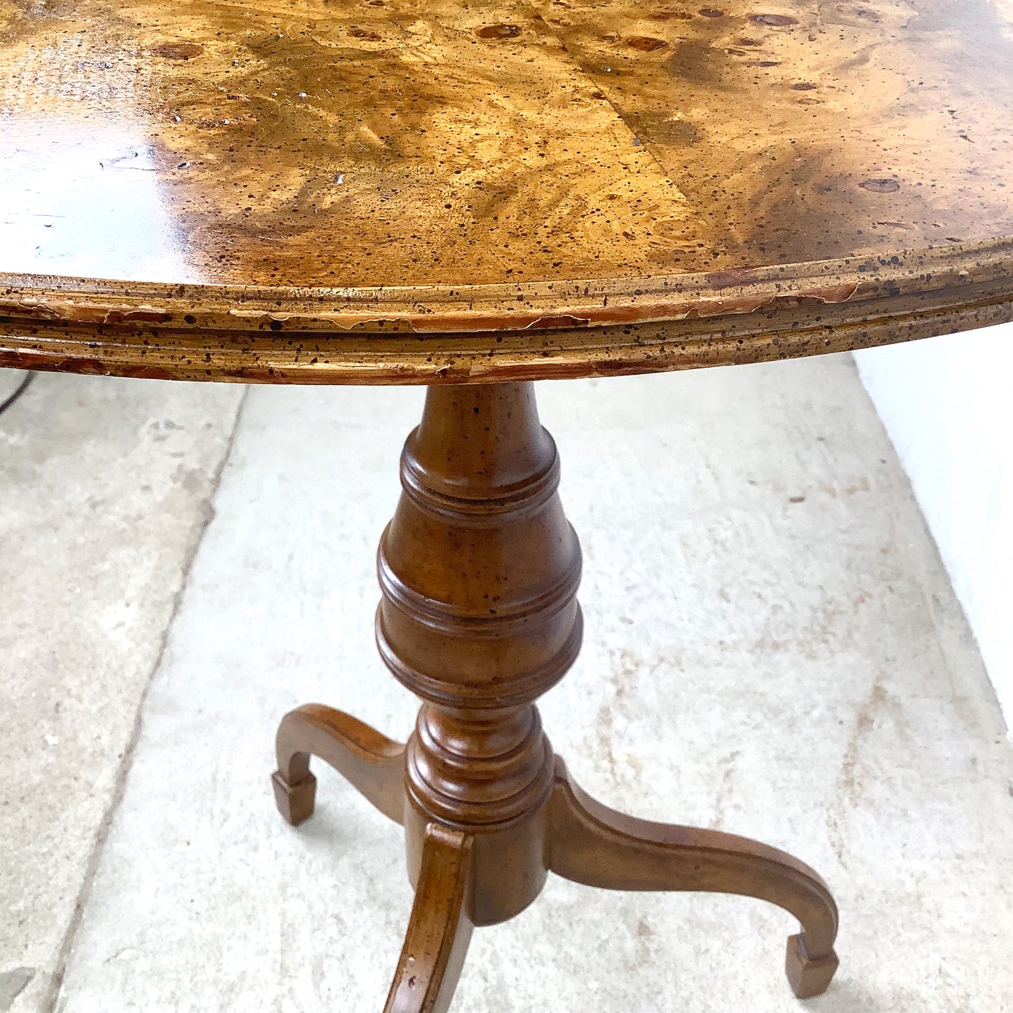 Weiman Oxford Burl Veneer Pedestal Accent Table