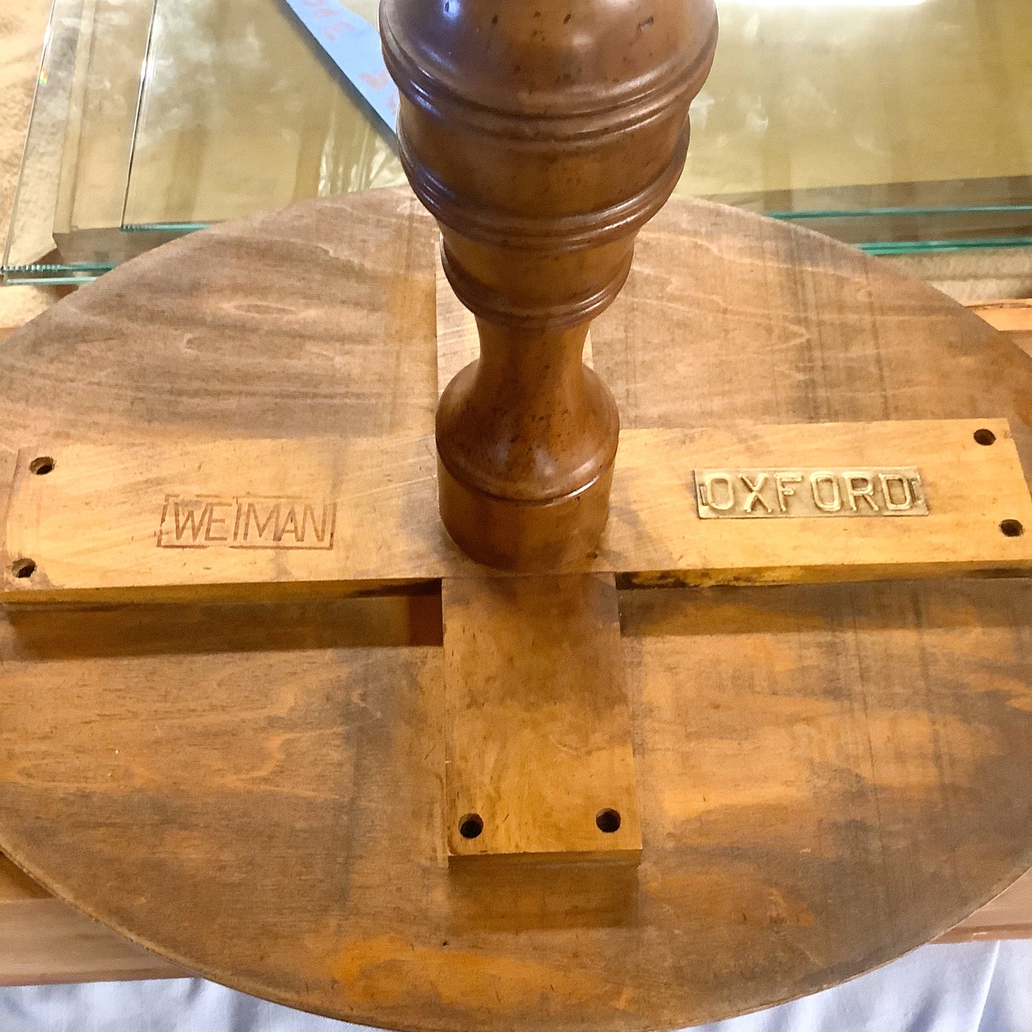 Weiman Oxford Burl Veneer Pedestal Accent Table