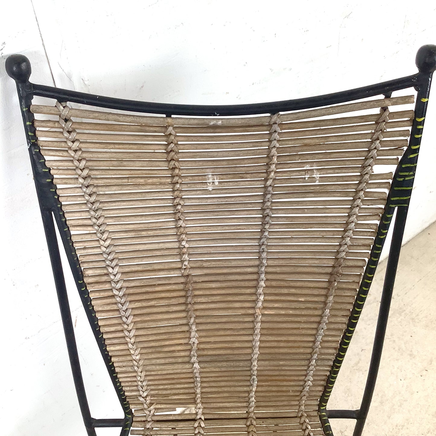Vintage Wrought Iron & Woven Reed Dining Chair in the Style of Brown Jordan