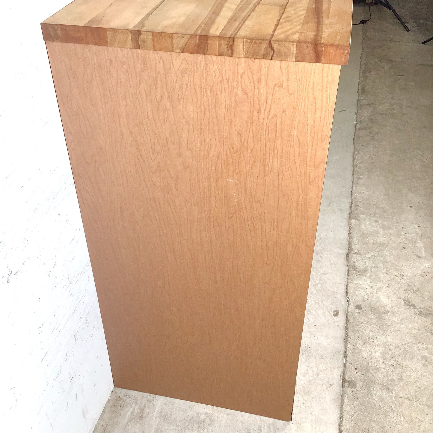 Ten-Drawer Museum Specimen Cabinet | Butcher Block Top | Felt-Lined Drawers