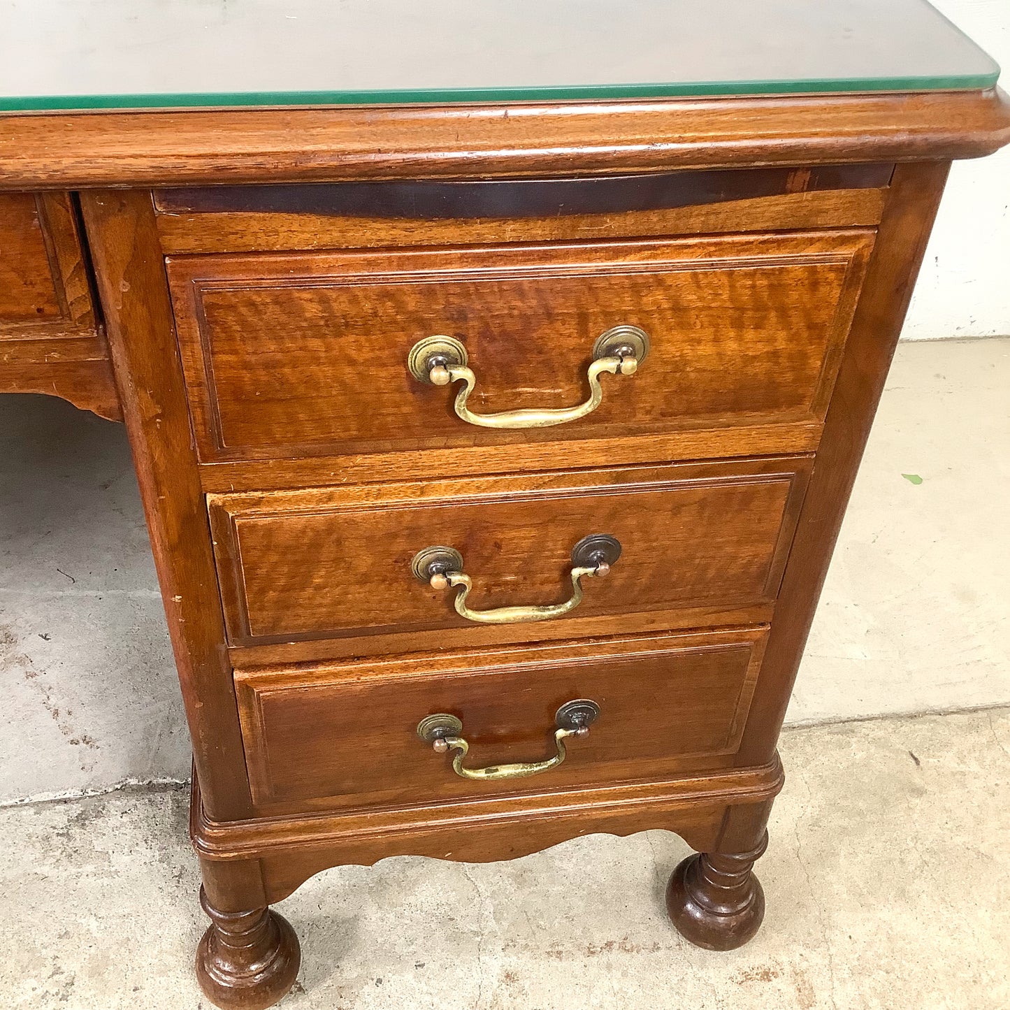 Antique Queen Anne Revival Kneehole Pedestal Desk | Burl Walnut | Brass Bail Pulls | Bun Feet |c. 20th C