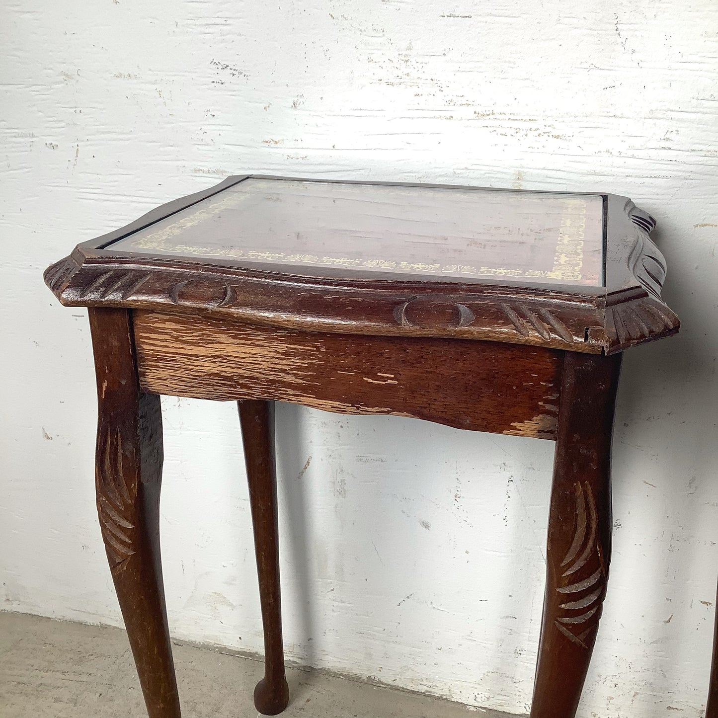 Vintage Queen Anne Style Nesting Tables with Tooled Leather Tops – Set of Three
