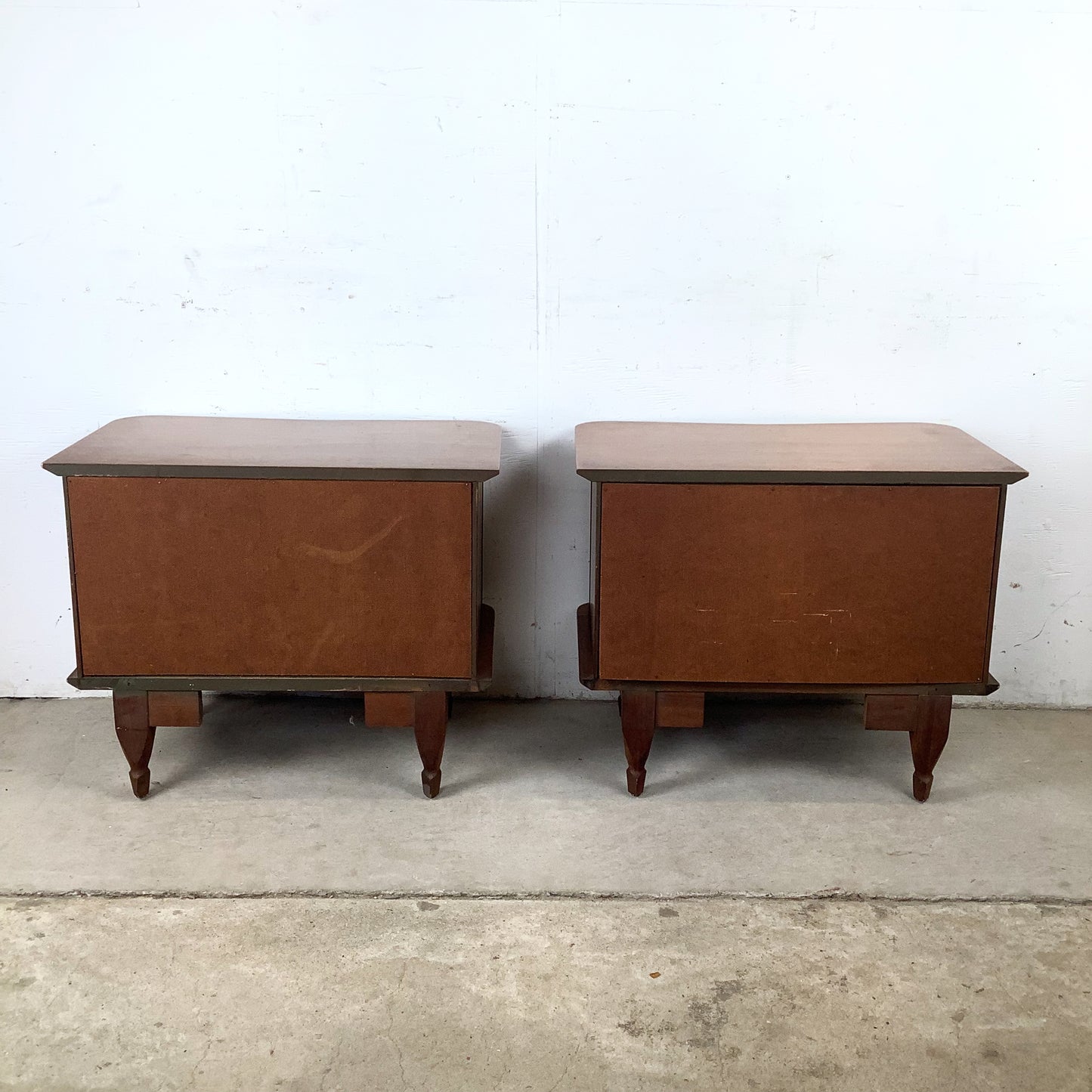 Vintage Mid-Century Walnut Nightstands with Sculpted Door Pulls – Pair
