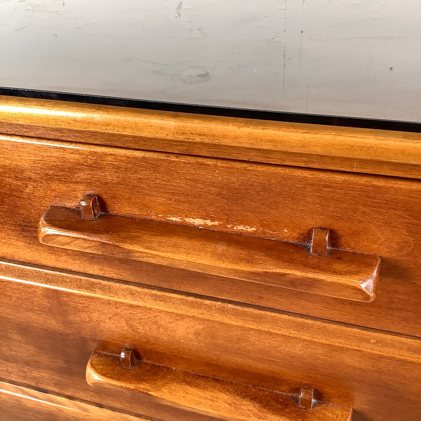 Vintage Colonial Dresser With Mirror from Cushman