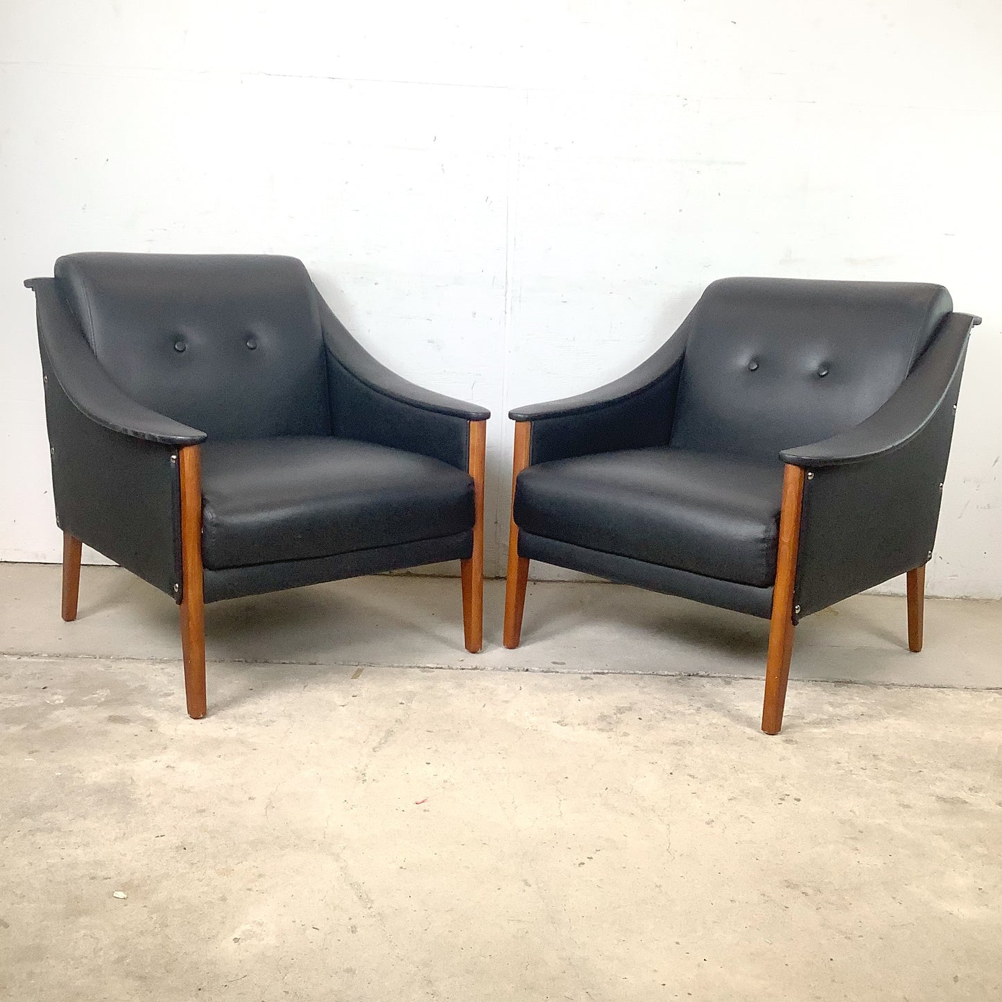 Pair Modern Gio Ponti Style Armchairs