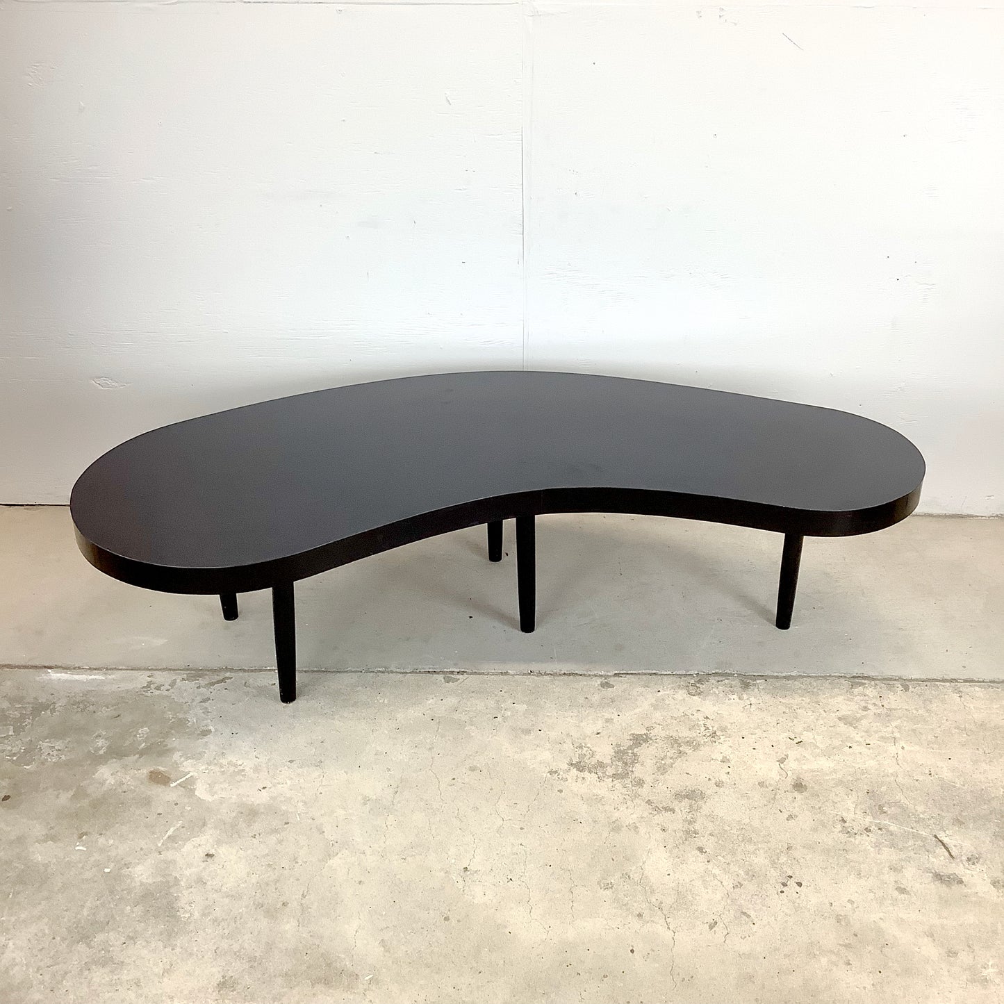 Atomic Modern Sculptural Coffee Table with Kidney-Shaped Form