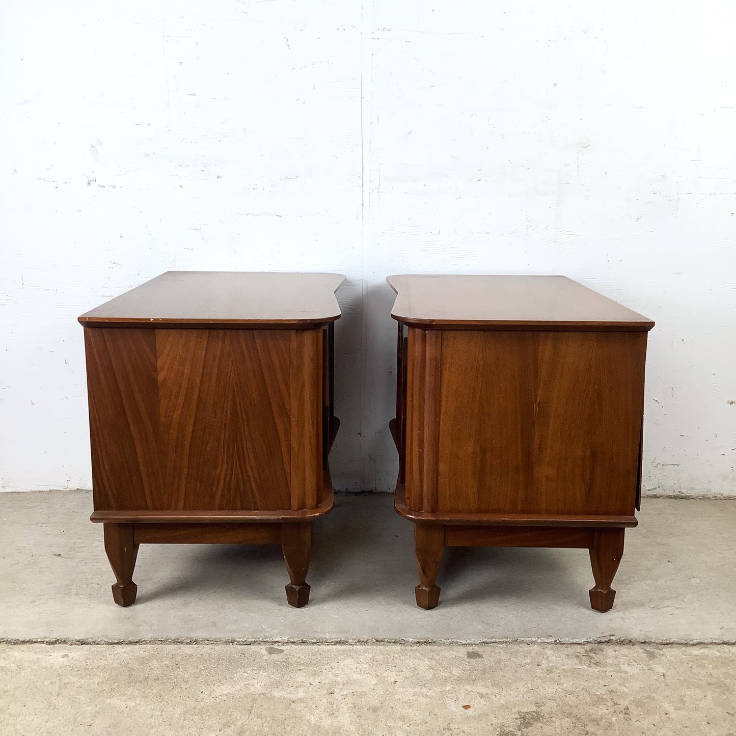 Vintage Mid-Century Walnut Nightstands with Sculpted Door Pulls – Pair