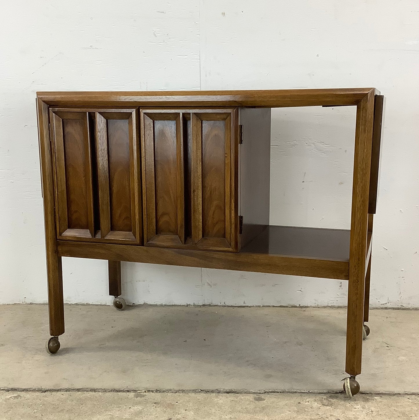 Mid-Century Modern Walnut Bar Cart With Leaves