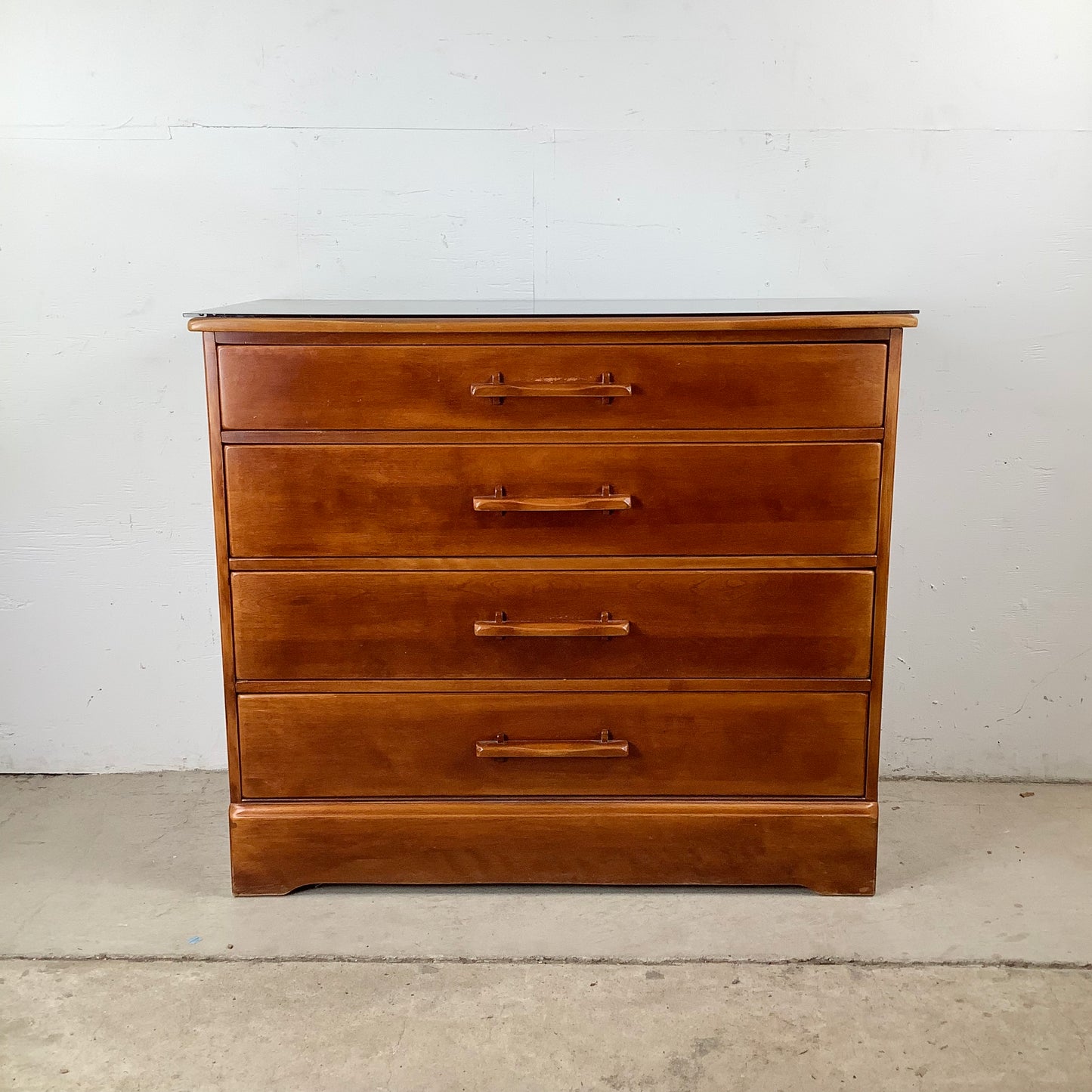 Vintage Colonial Dresser With Mirror from Cushman