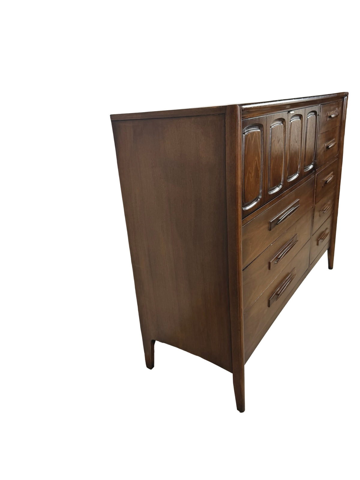 Broyhill Emphasis Mid-Century Modern Gentleman’s Chest — Eight-Drawer Dresser