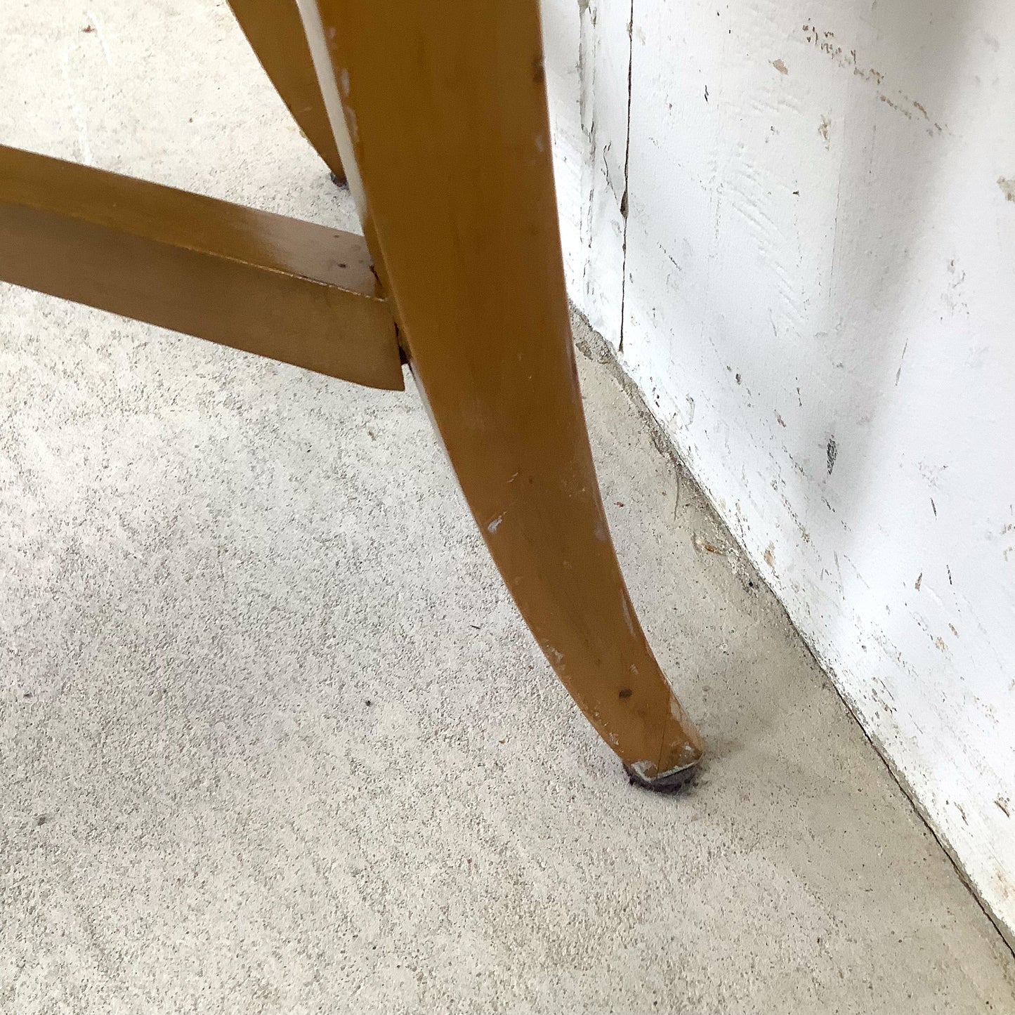 Vintage Neoclassical Style X-Back Side Chair